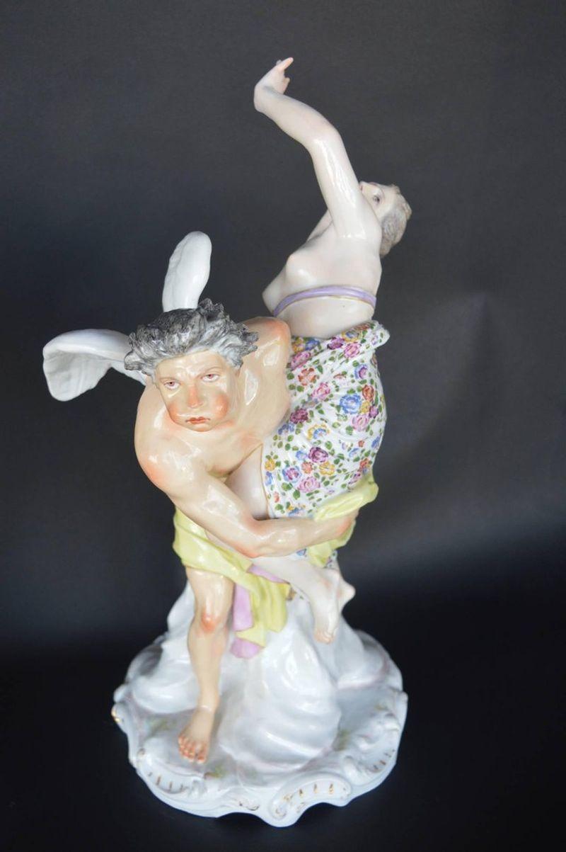 Early 20th Century Set of Two Porcelain Sculptures of the Abduction of the Sabine Women For Sale