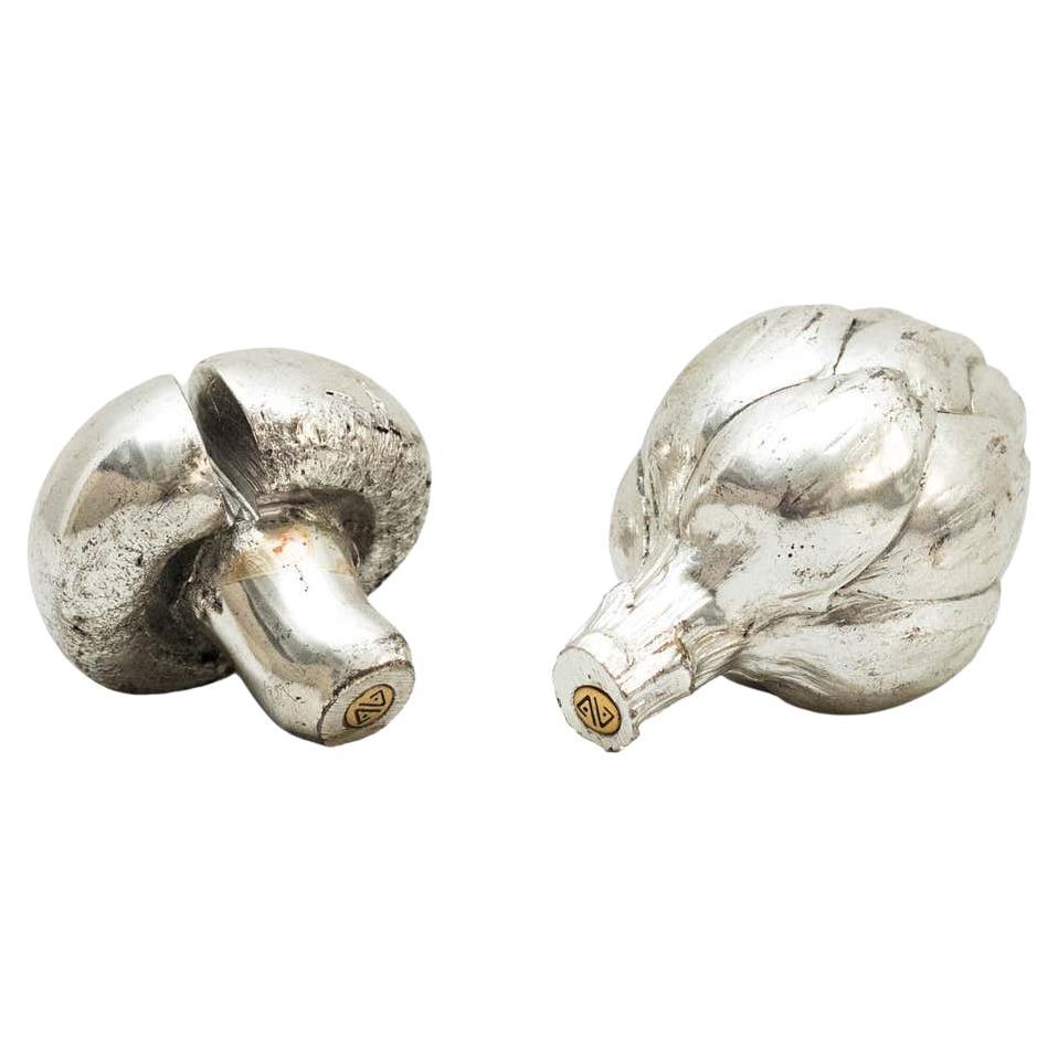 Set of Two Metal Vegetables Figures