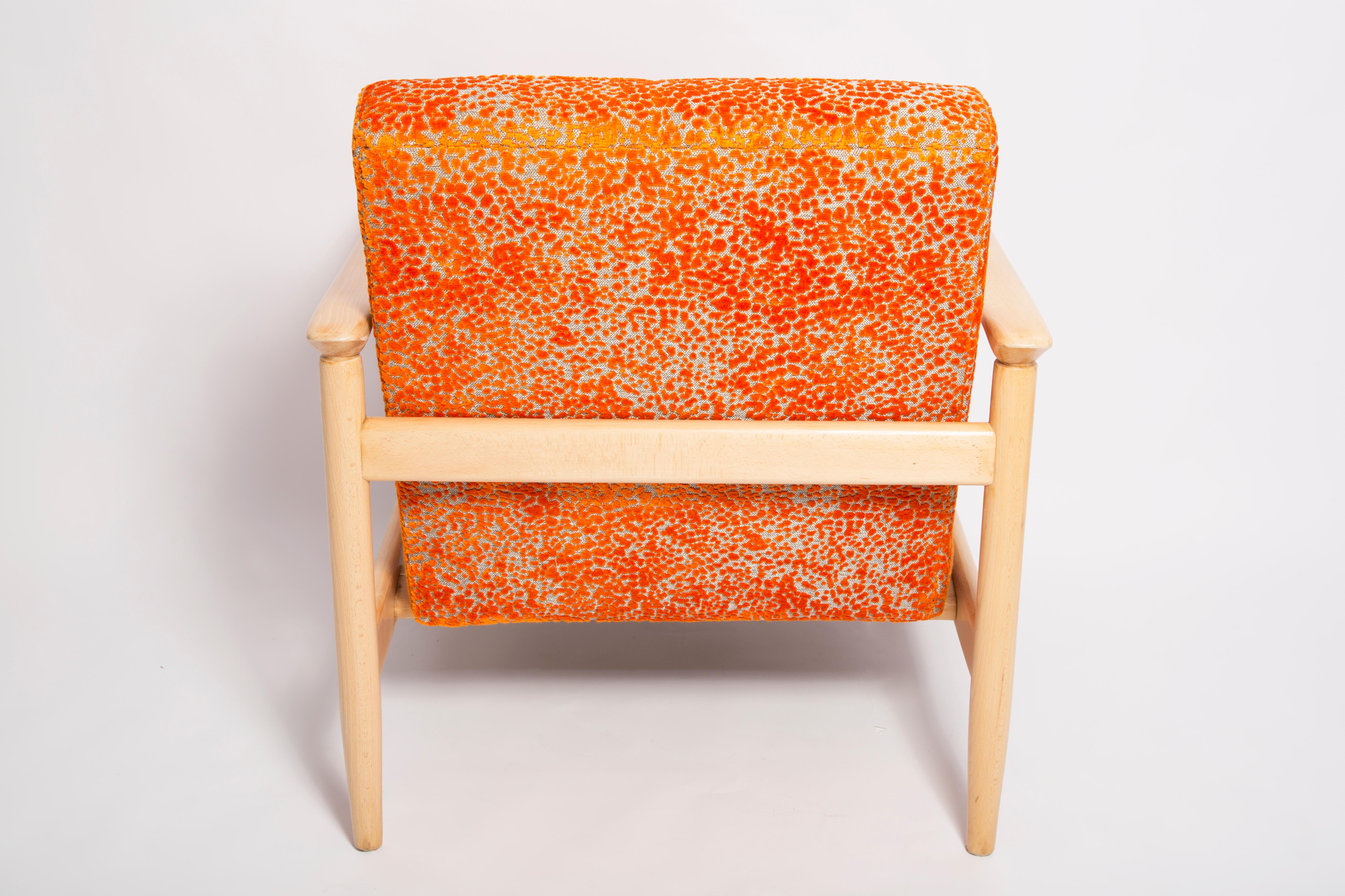Set of Two Mid-20th Century Orange Velvet Armchairs, Edmund Homa, Europe, 1960s For Sale 3