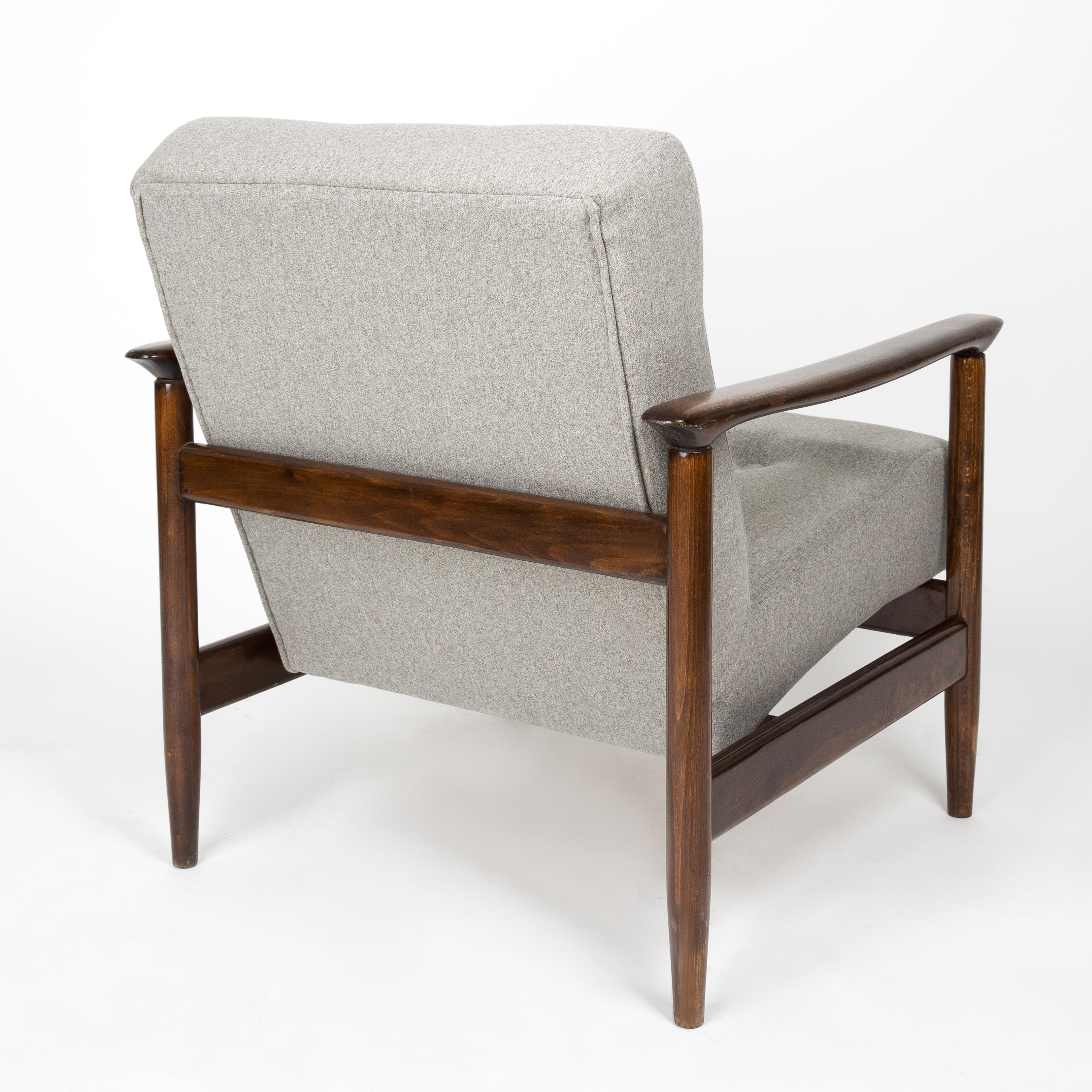 Set of Two Mid Century Beige Wool Armchairs, by Edmund Homa, Europe, 1960s For Sale 2
