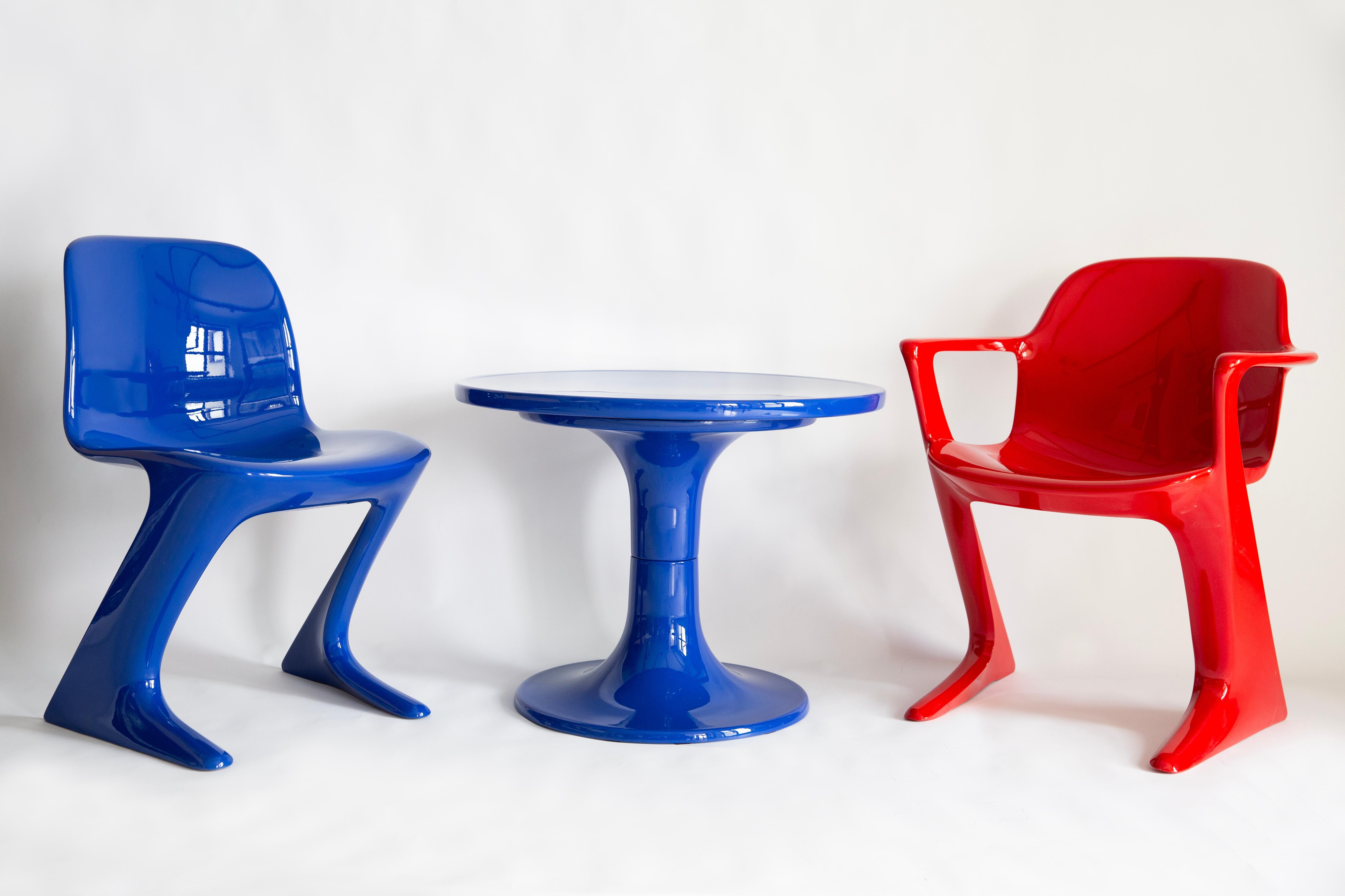 Laccato Set di due sedie canguro blu e rosse di metà secolo, Ernst Moeckl, Germania, 1968 in vendita