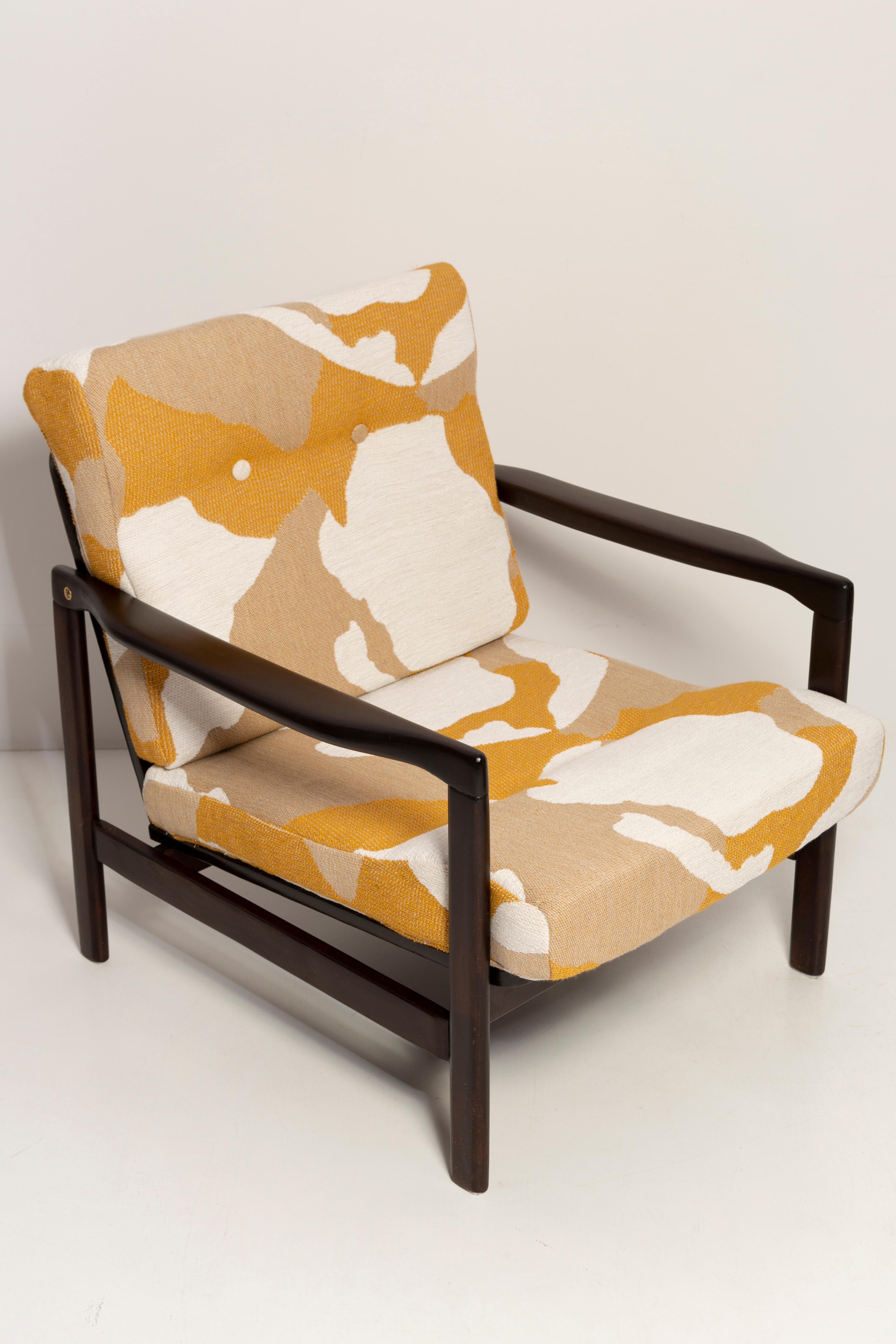 Set of Two Mid Century Camouflage Armchairs, Zenon Baczyk, Poland, 1960s For Sale 4