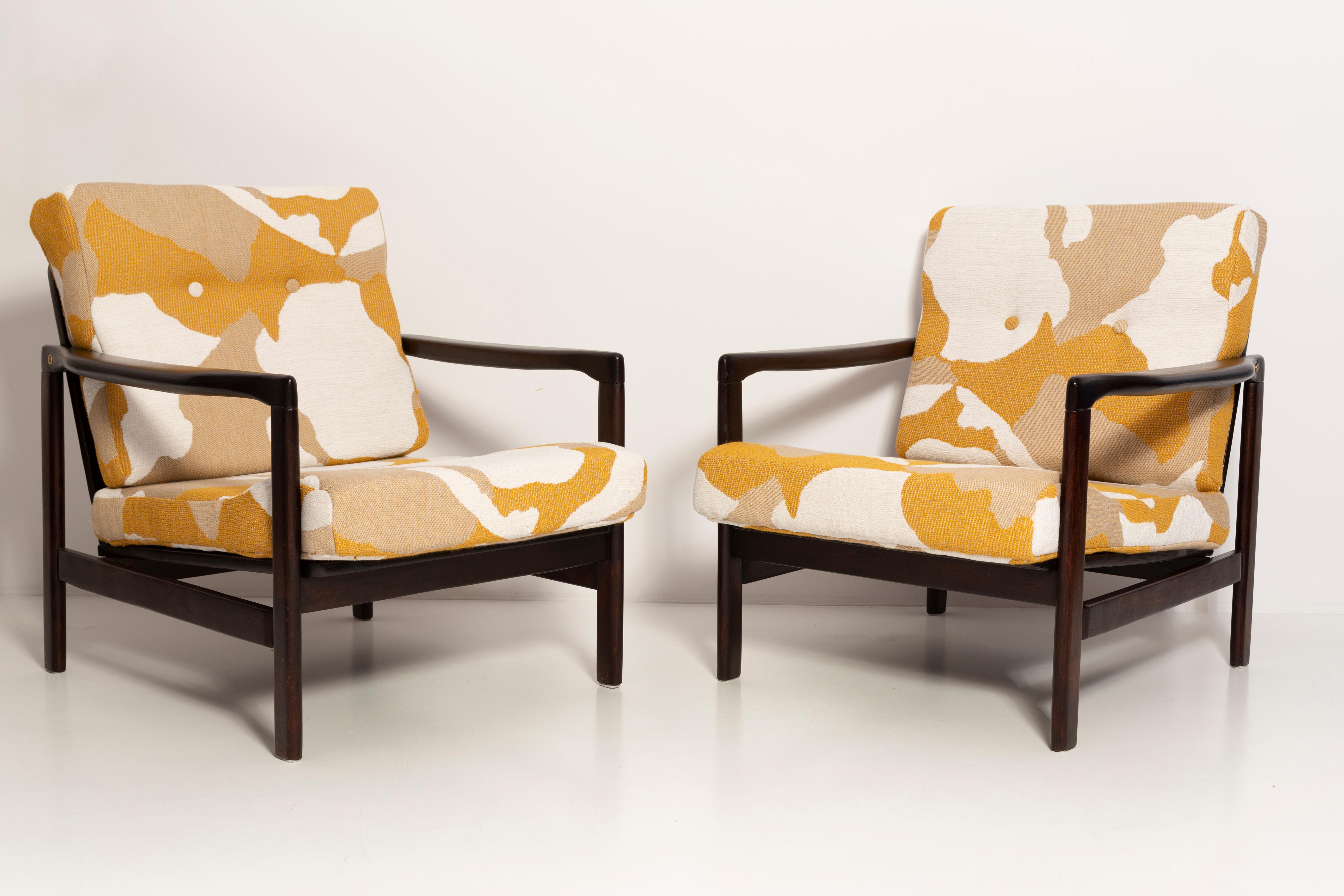 Mid-Century Modern Set of Two Mid Century Camouflage Armchairs, Zenon Baczyk, Poland, 1960s For Sale