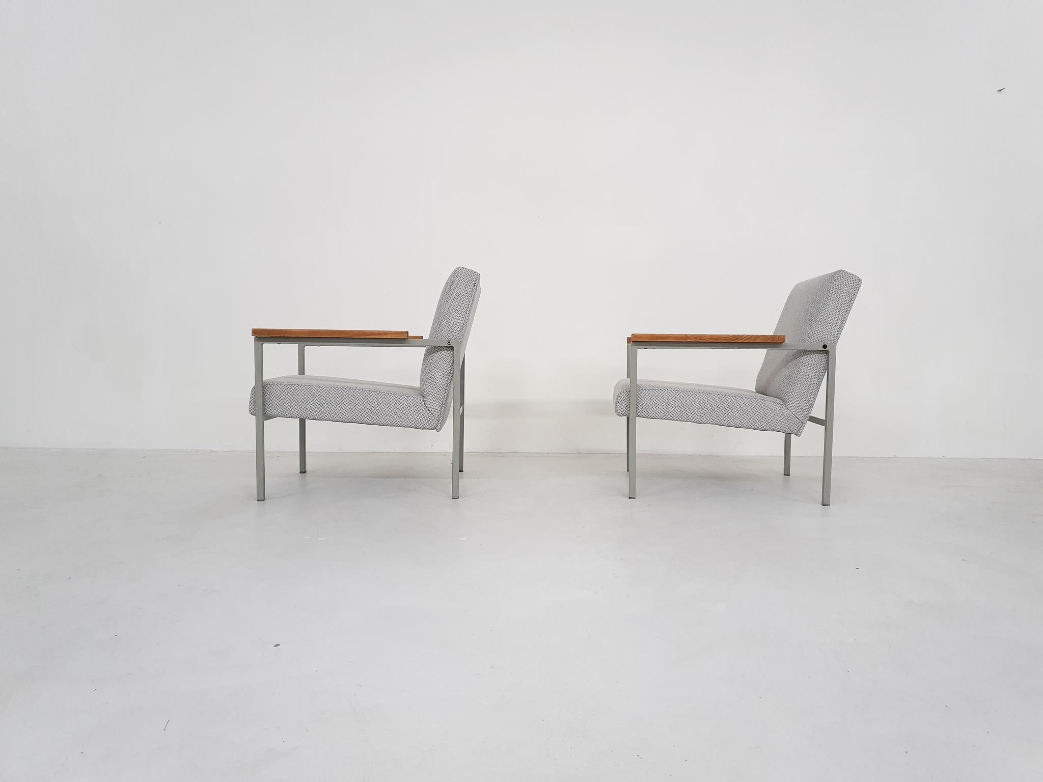Metal Set of Two Midcentury Dutch Design Lounge Chairs, 1960s For Sale