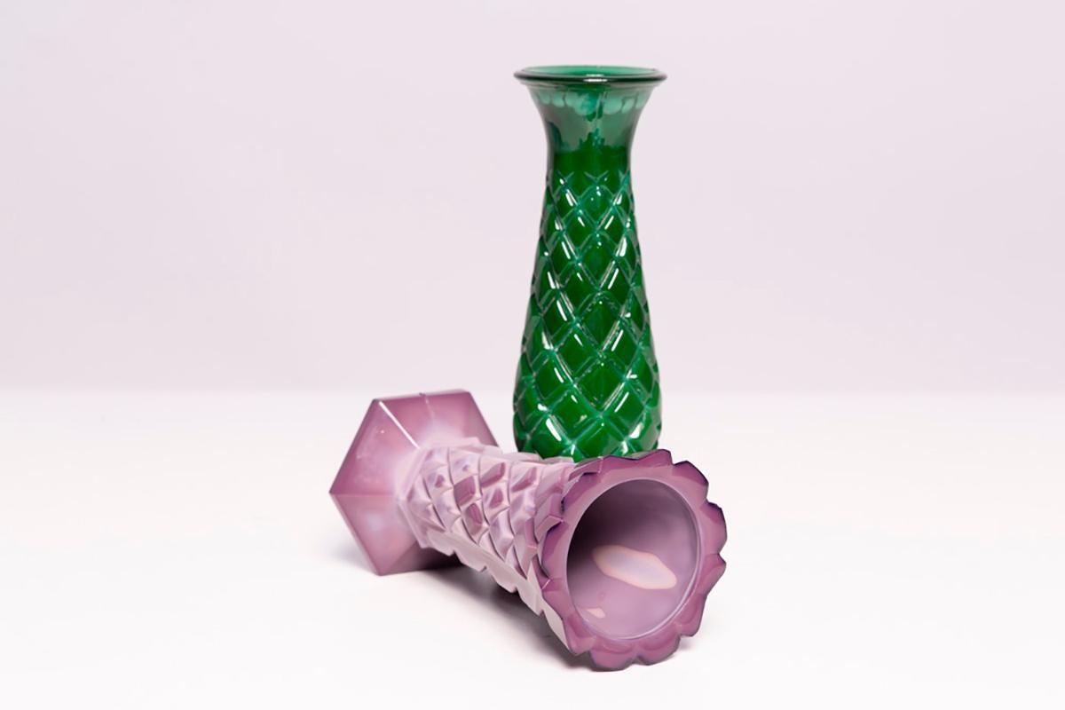 Set of Two Mid Century Green and Purple Artistic Mini Vases, Europe, 1960s For Sale 4