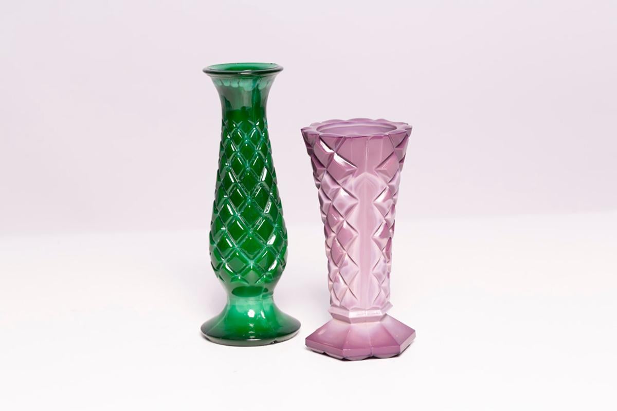 Set of Two Mid Century Green and Purple Artistic Mini Vases, Europe, 1960s For Sale 7