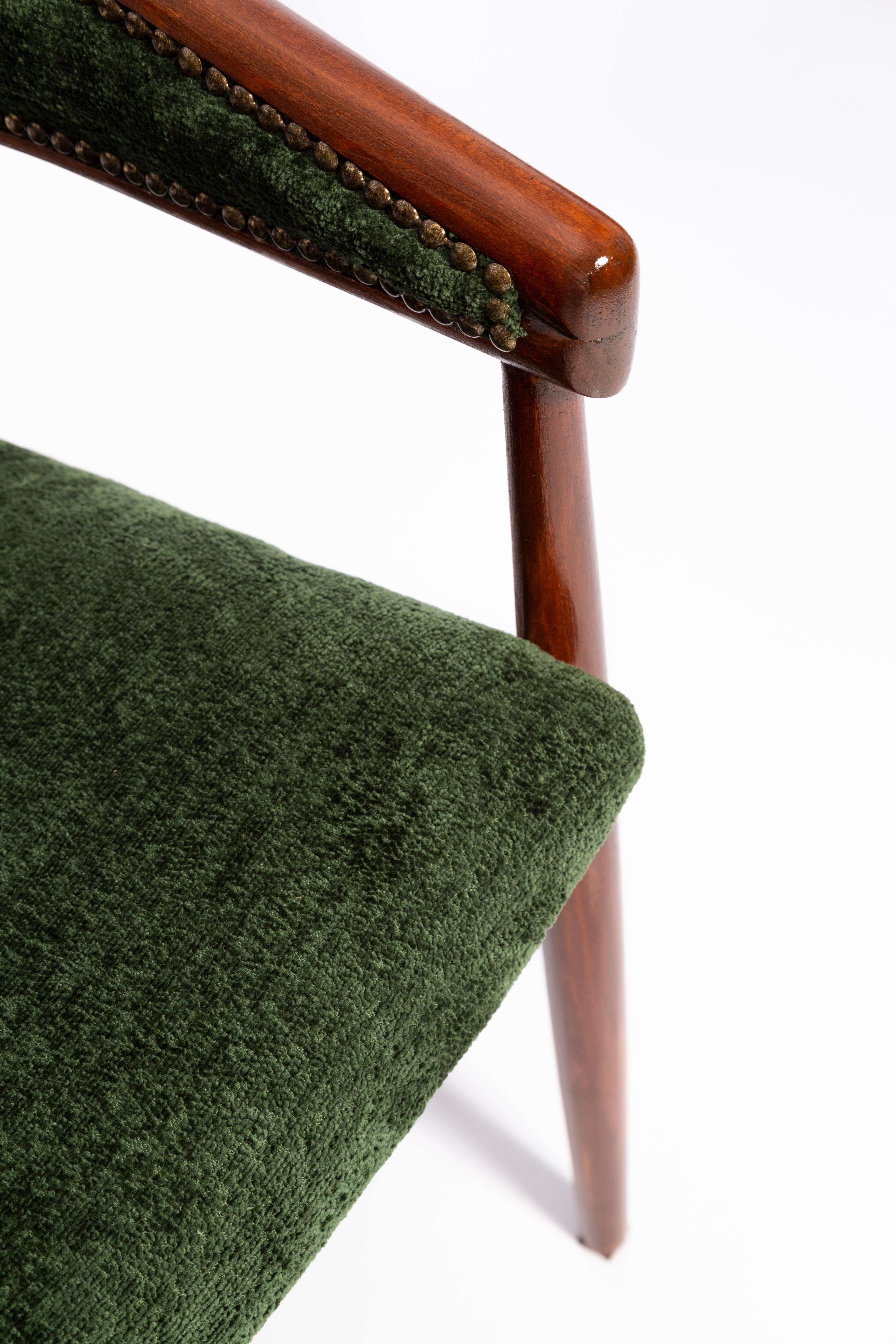 Set of Two Mid Century James Mont King Cole Armchairs, Dark Green Velvet, 1960s For Sale 5