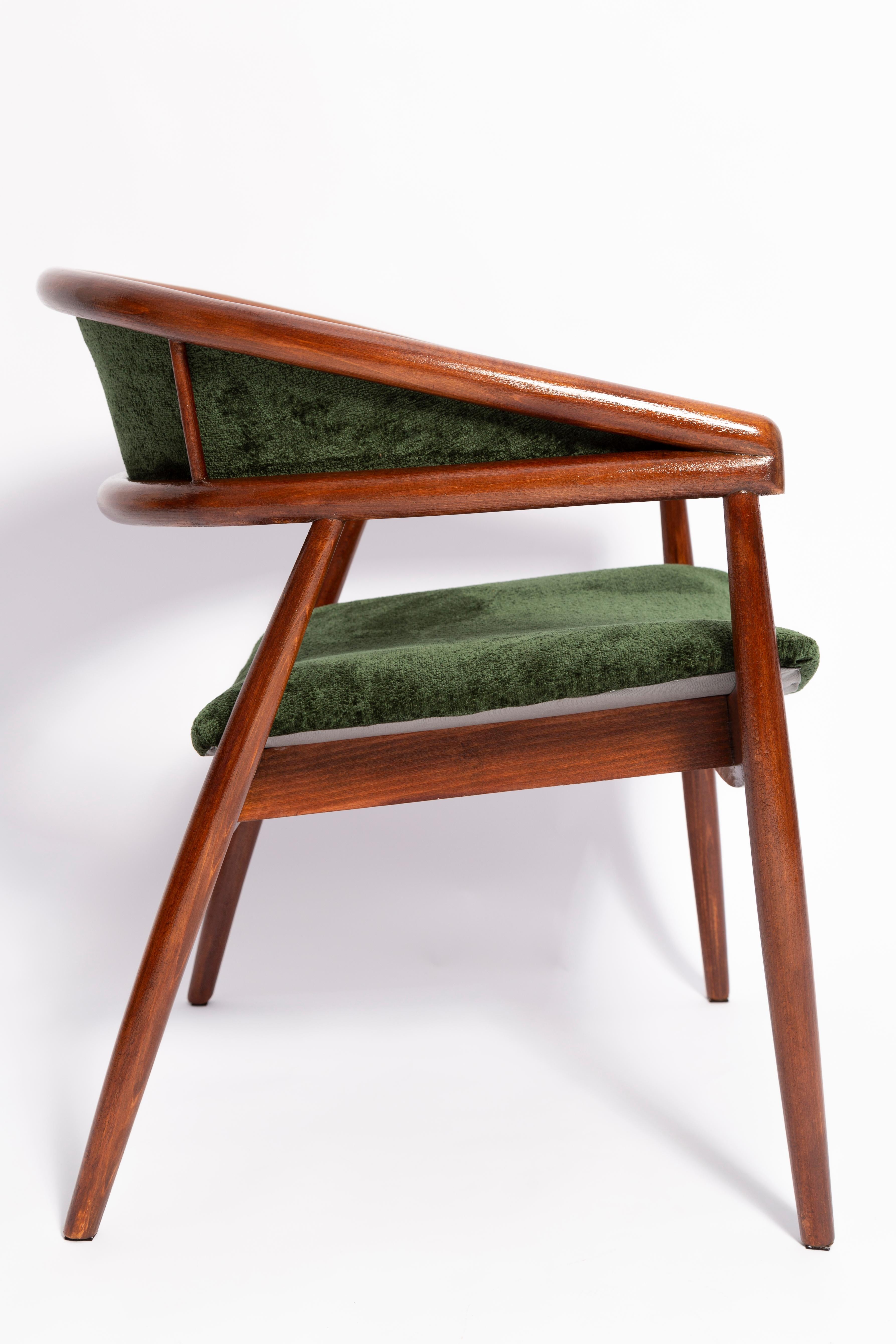 Set of Two Mid Century James Mont King Cole Armchairs, Dark Green Velvet, 1960s In Excellent Condition For Sale In 05-080 Hornowek, PL