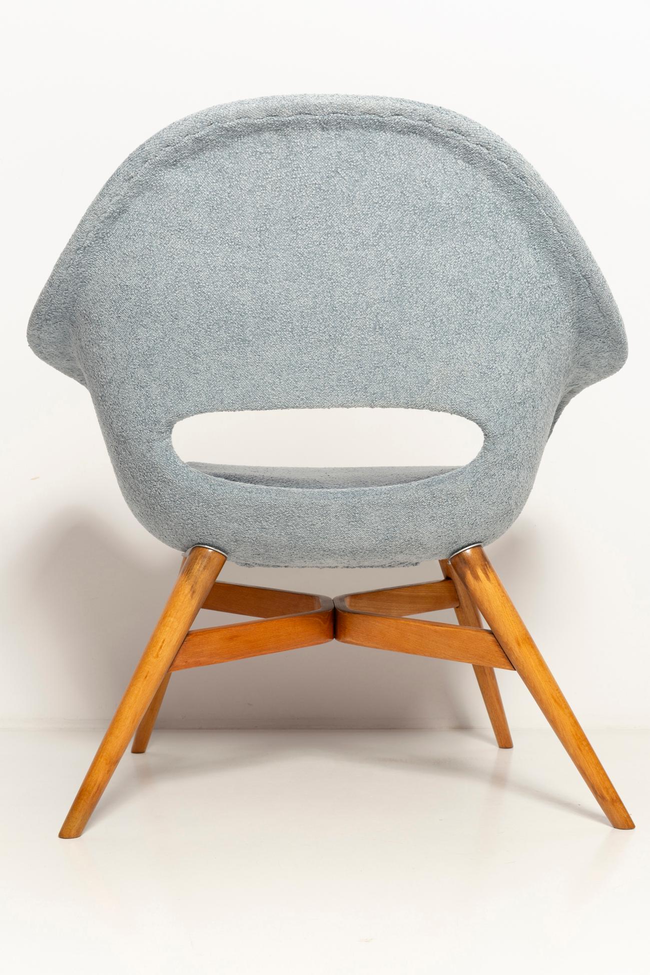 Set of Two Mid-Century Light Blue Shell Chairs, by Navratil, Czechoslovakia 1960 For Sale 5