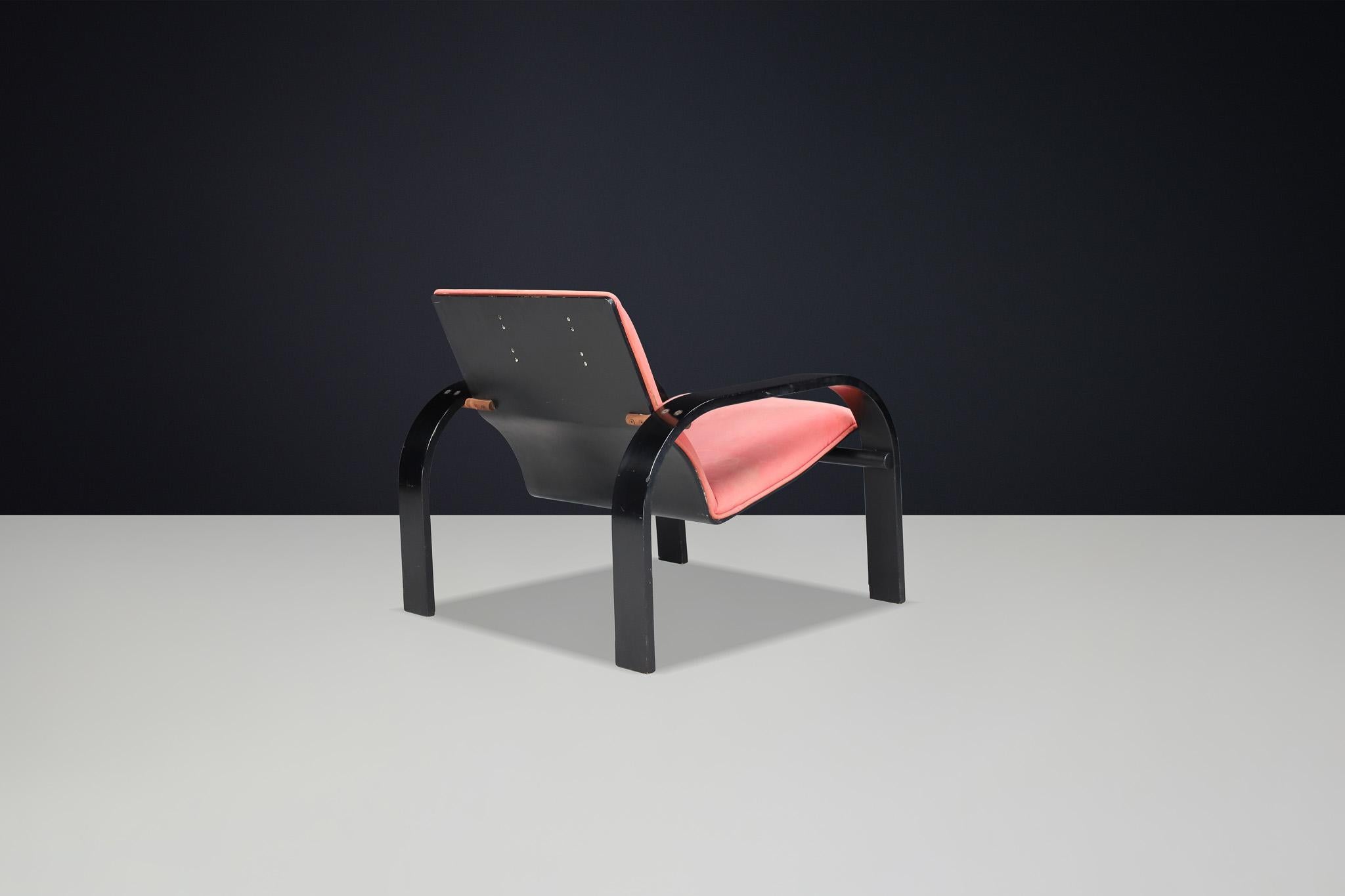 Set di due poltrone moderne di metà secolo attribuite ad Alvar Aalto, Finlandia, 1940 In condizioni buone in vendita a Almelo, NL