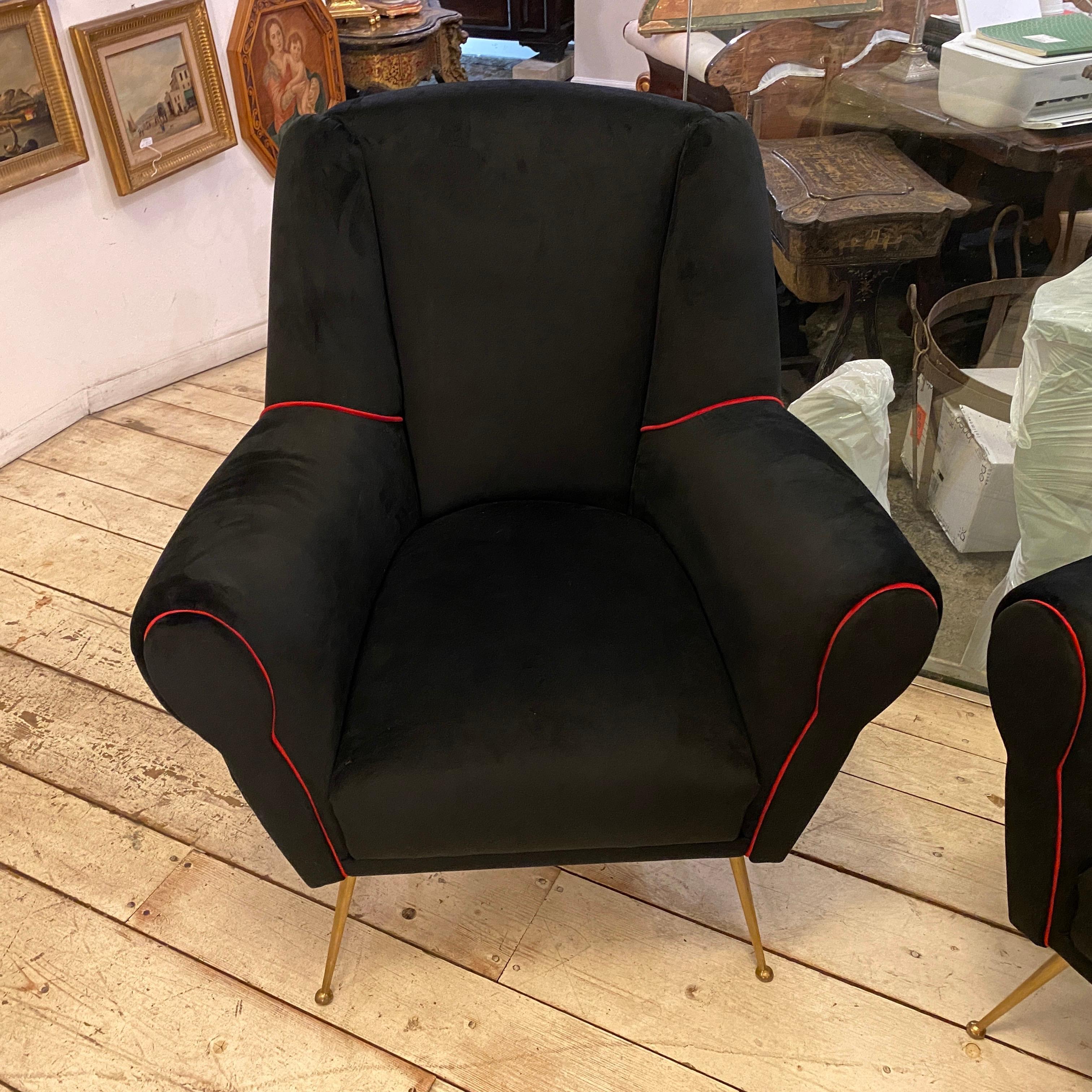 Set of Two Mid-Century Modern Black and Red Velvet Italian Armchairs, 1950s 6