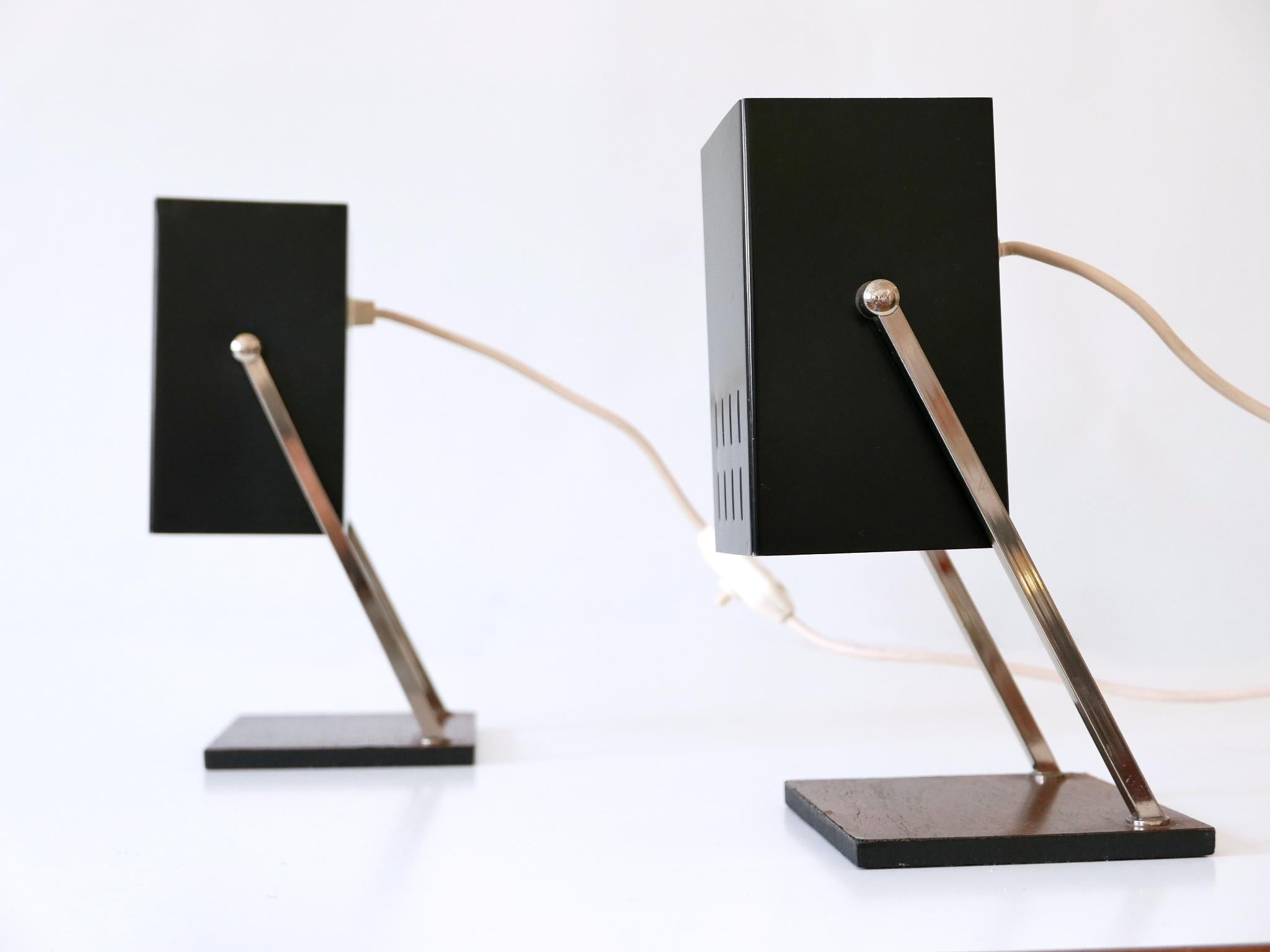 Ensemble de deux lampes de bureau cubiques de style mi-siècle moderne par Kaiser Leuchten, Allemagne, années 1960 en vente 4