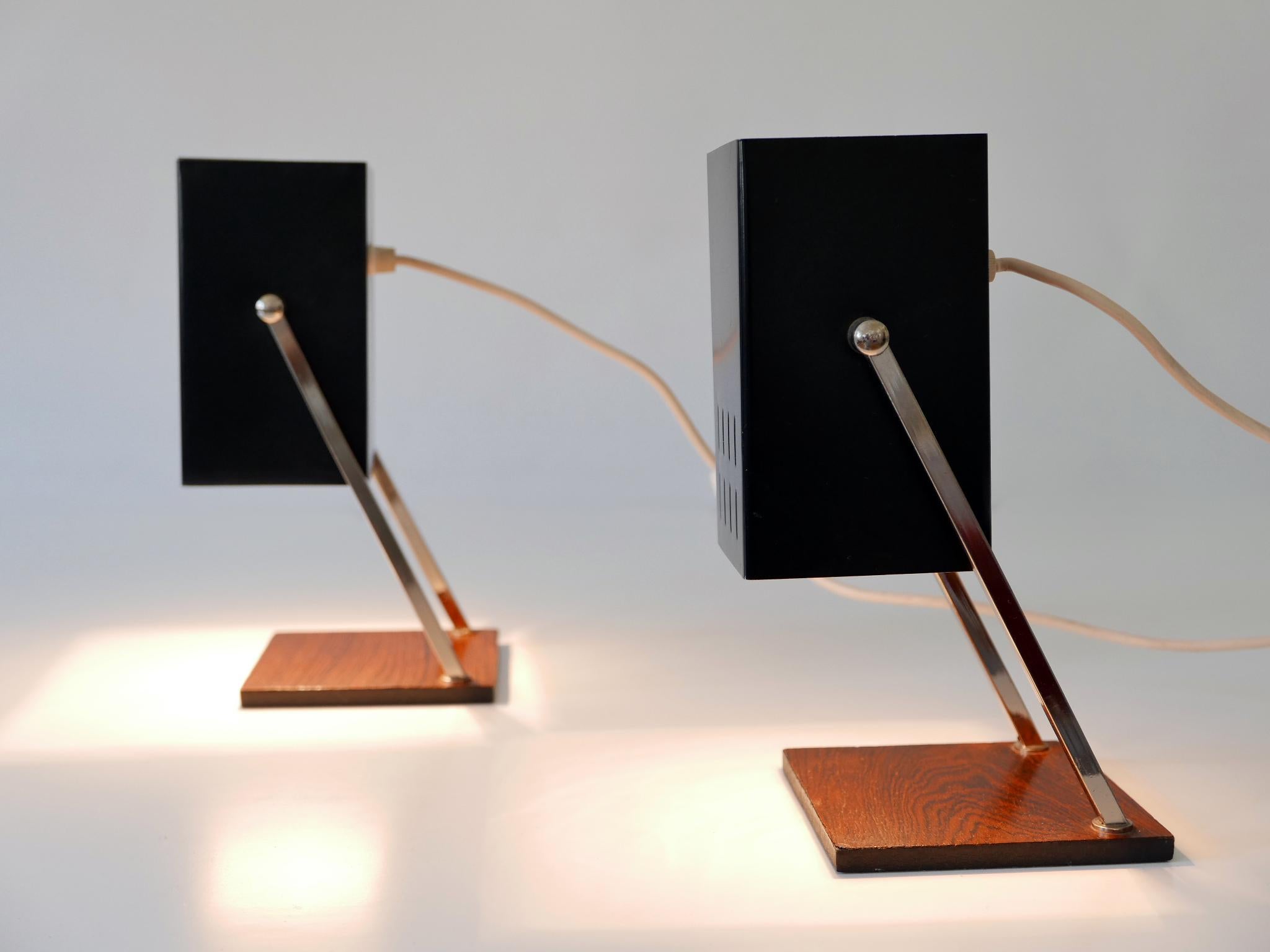 Ensemble de deux lampes de bureau cubiques de style mi-siècle moderne par Kaiser Leuchten, Allemagne, années 1960 en vente 5