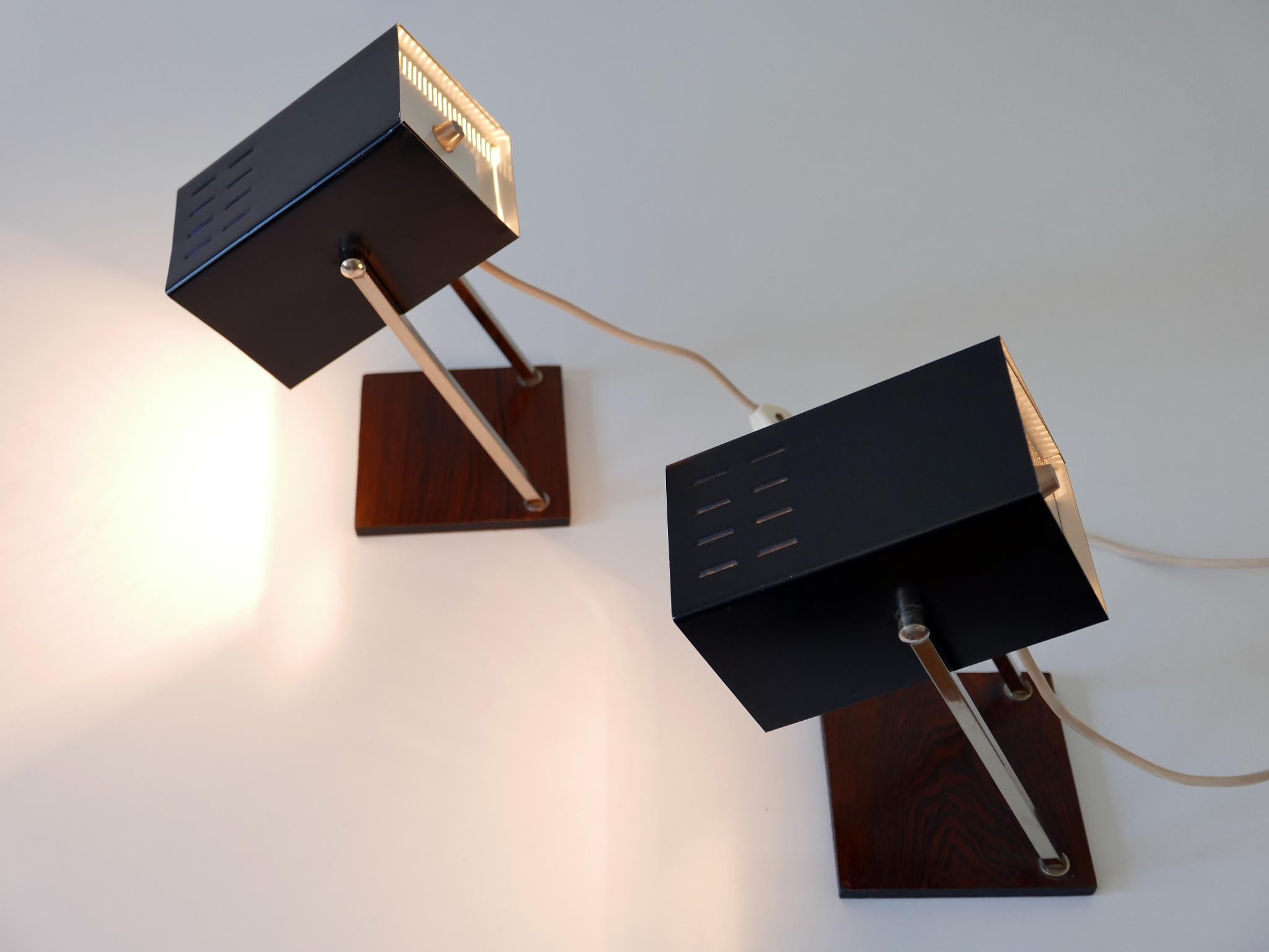 Ensemble de deux lampes de bureau cubiques de style mi-siècle moderne par Kaiser Leuchten, Allemagne, années 1960 en vente 9