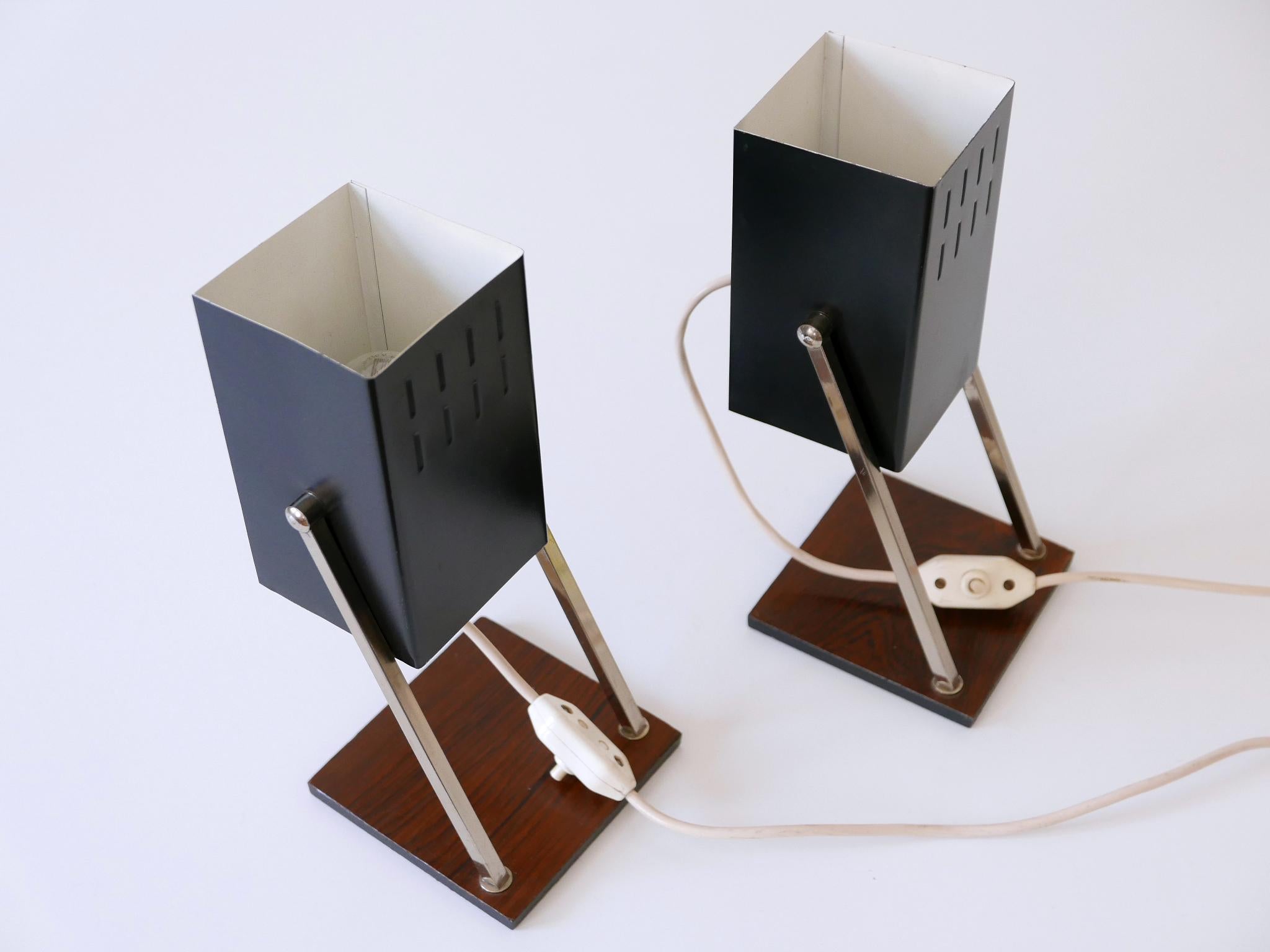 Ensemble de deux lampes de bureau cubiques de style mi-siècle moderne par Kaiser Leuchten, Allemagne, années 1960 en vente 10