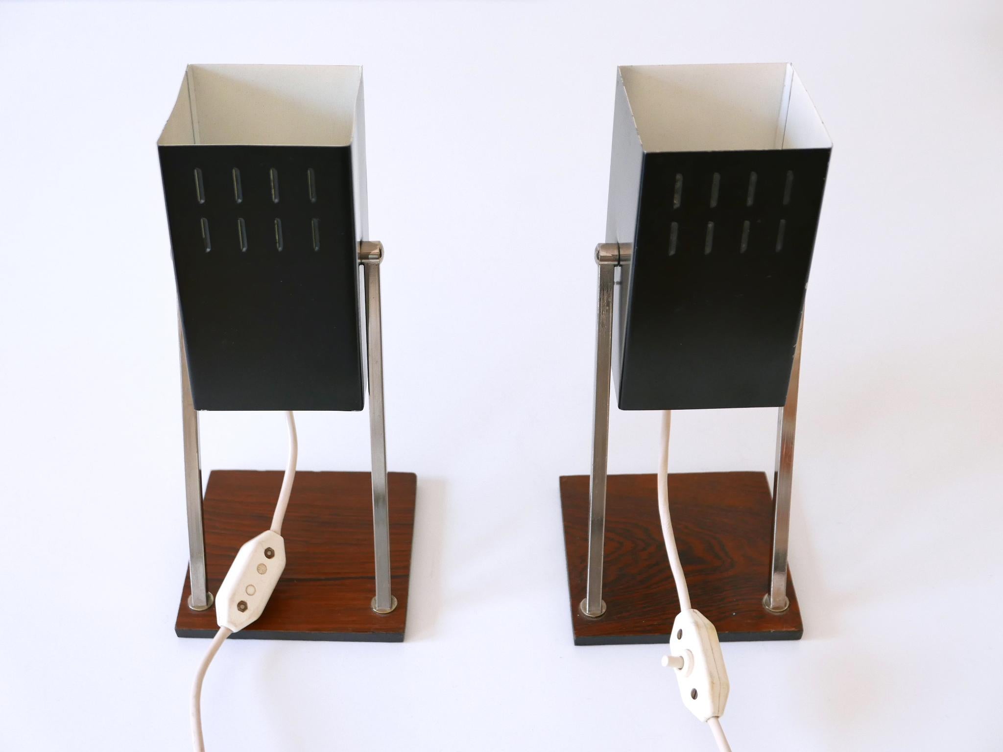 Ensemble de deux lampes de bureau cubiques de style mi-siècle moderne par Kaiser Leuchten, Allemagne, années 1960 en vente 11