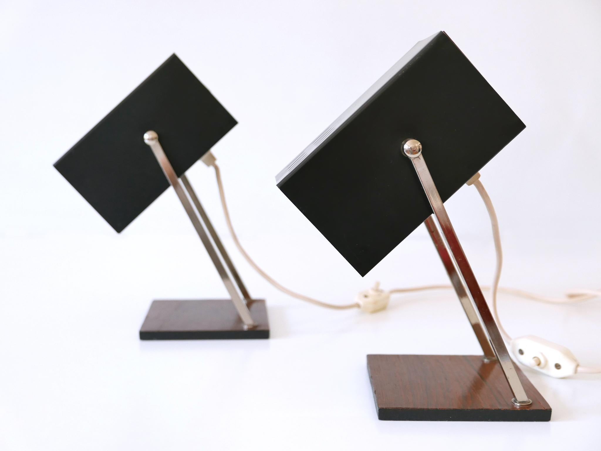 Ensemble de deux lampes de bureau cubiques de style mi-siècle moderne par Kaiser Leuchten, Allemagne, années 1960 Bon état - En vente à Munich, DE