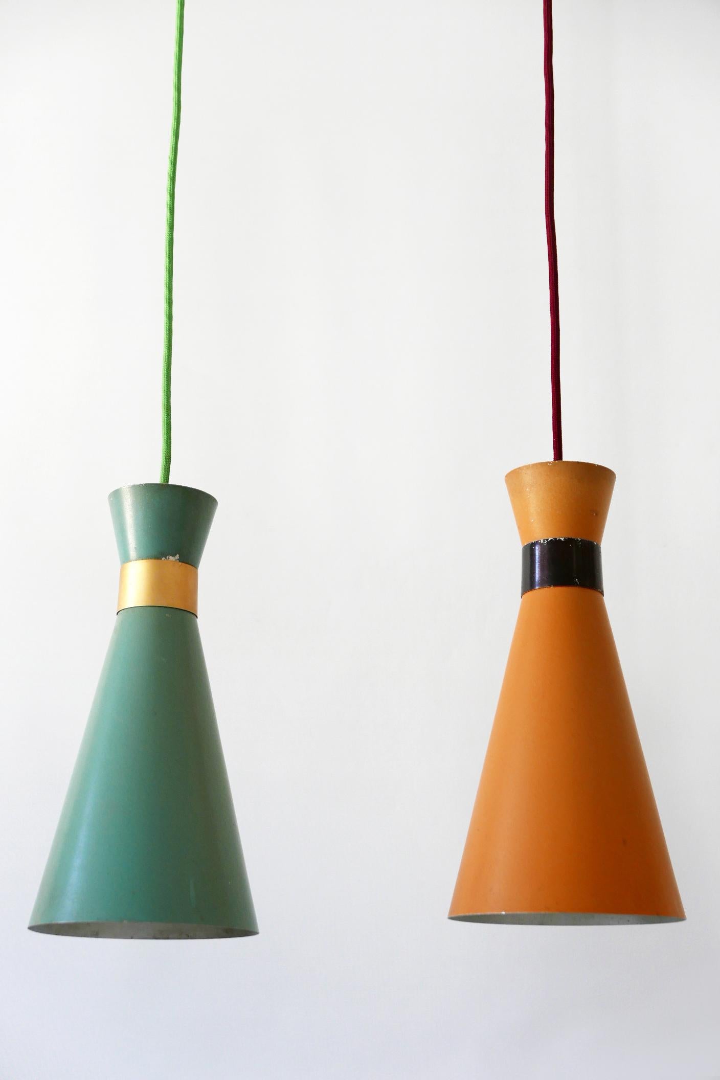 Set of Two Mid-Century Modern Diabolo Pendant Lamps by Bünte & Remmler, 1950s For Sale 4