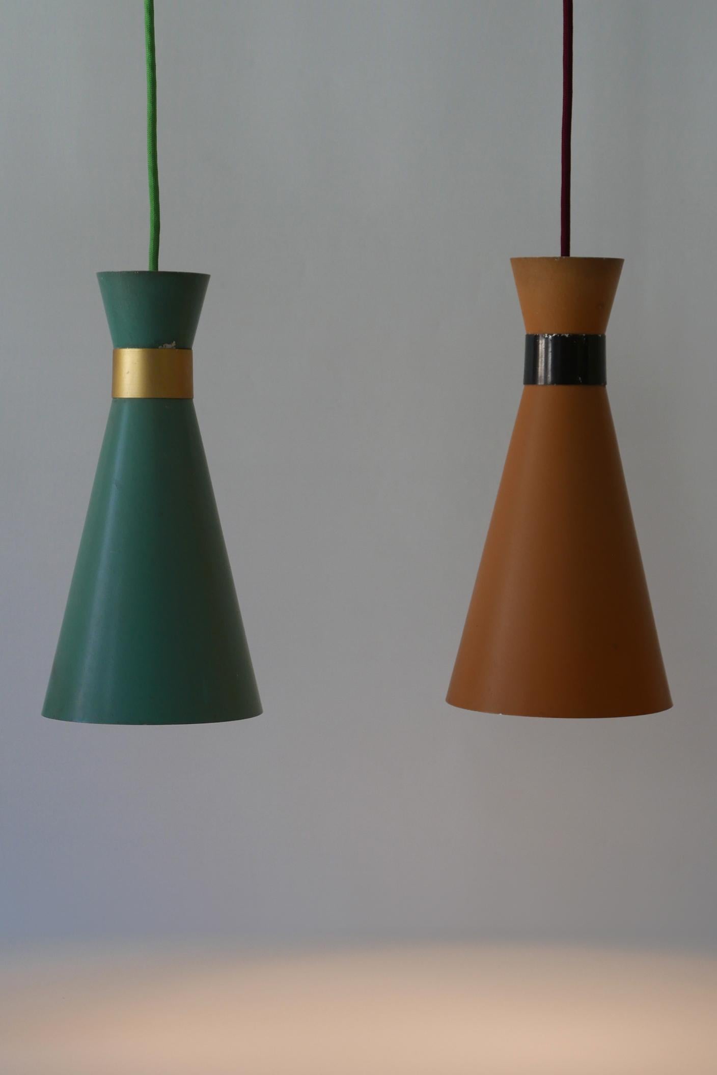 Set of Two Mid-Century Modern Diabolo Pendant Lamps by Bünte & Remmler, 1950s For Sale 6