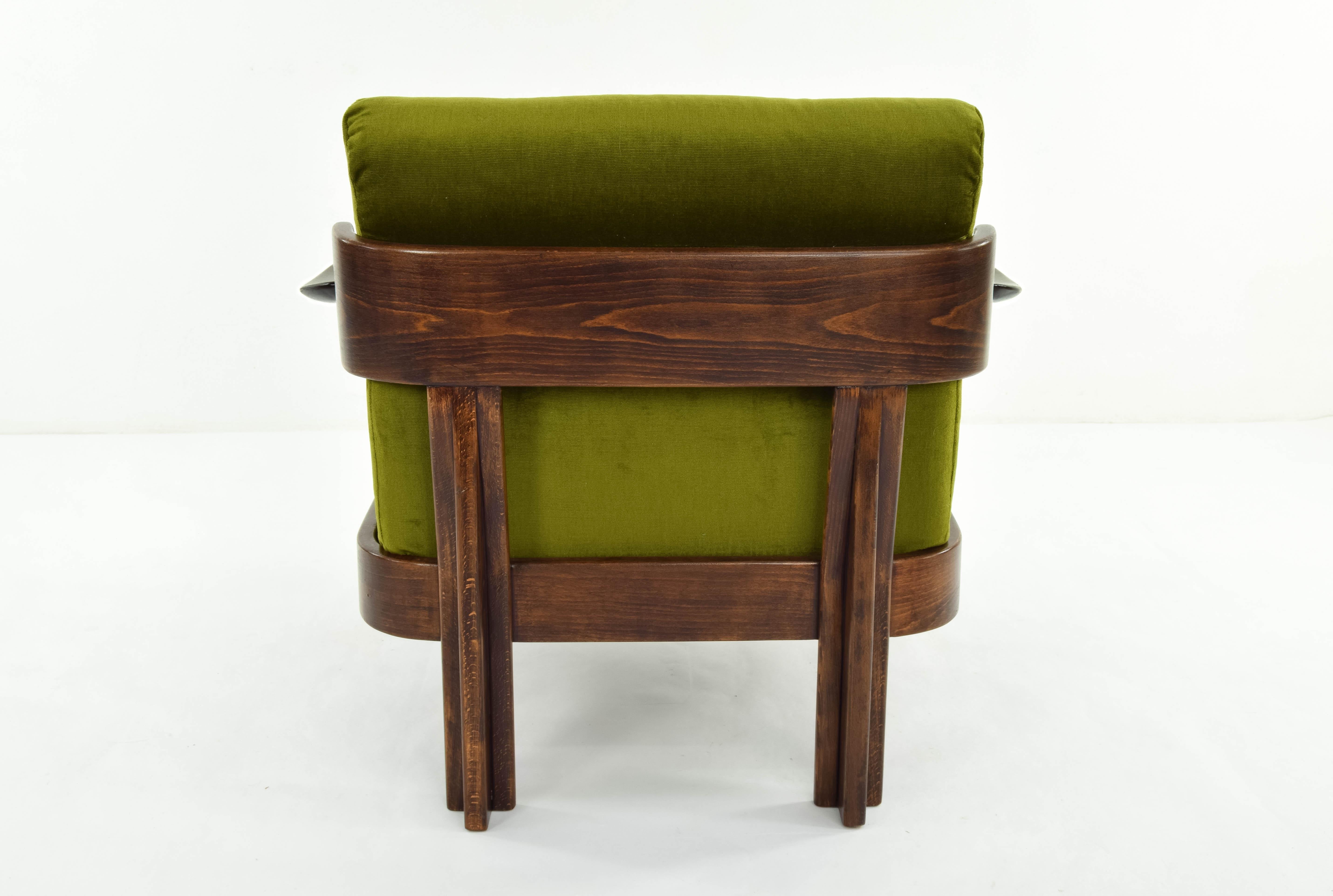 Set of Two Mid-Century Modern Green Velvet Armchairs AG Barcelona, Spain, 1970 5