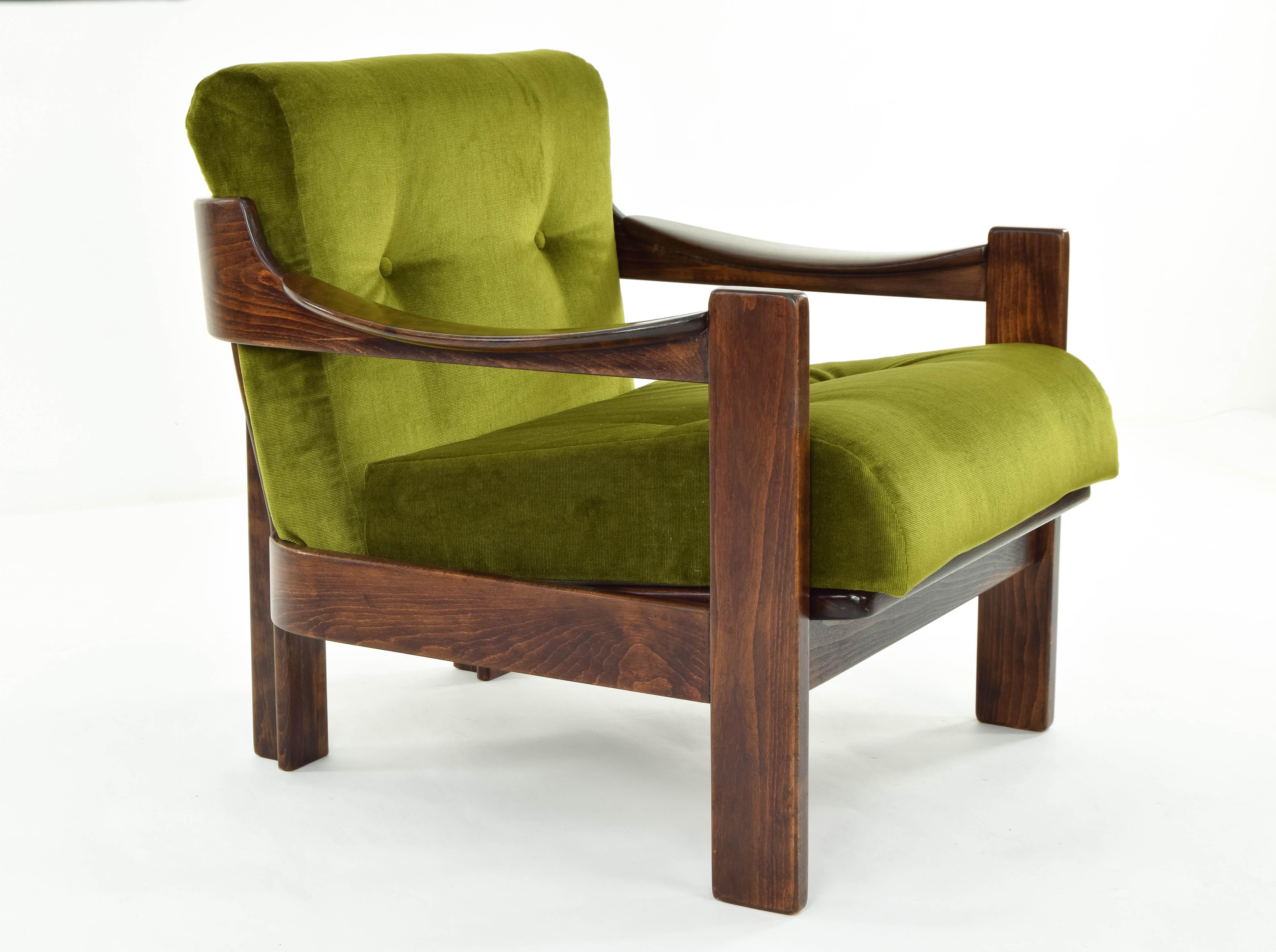 Set of Two Mid-Century Modern Green Velvet Armchairs AG Barcelona, Spain, 1970 9