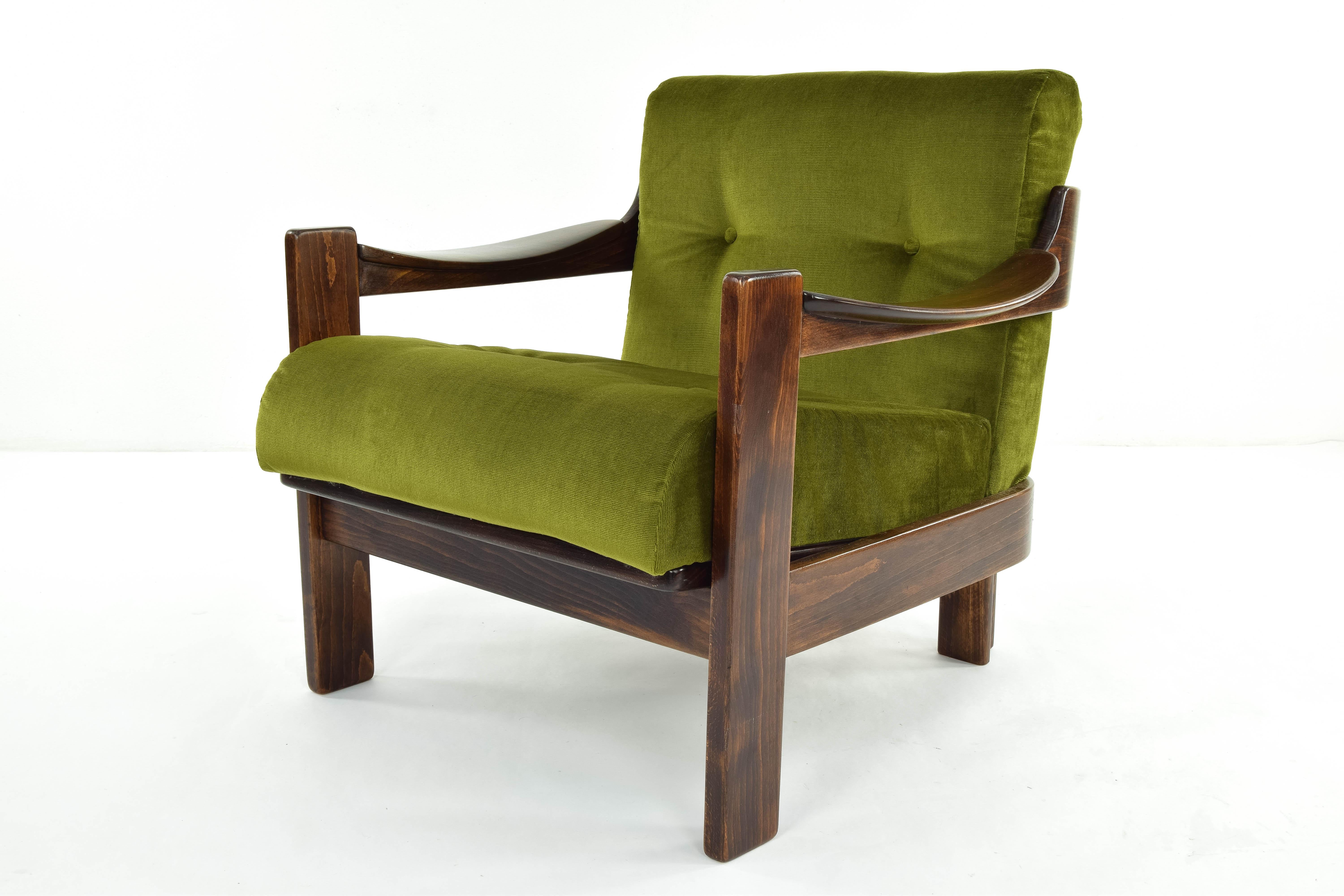 Set of Two Mid-Century Modern Green Velvet Armchairs AG Barcelona, Spain, 1970 1