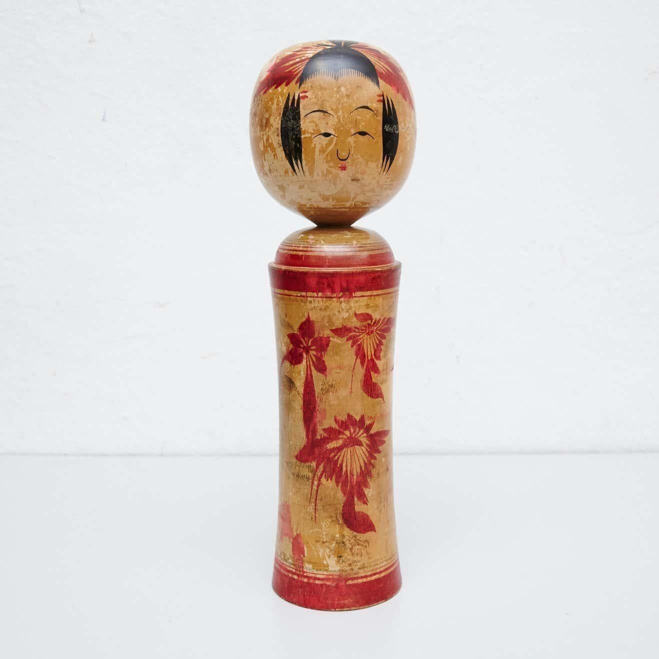 Ensemble de deux poupées Kokeshi en bois peints à la main, mi-siècle moderne en vente 6