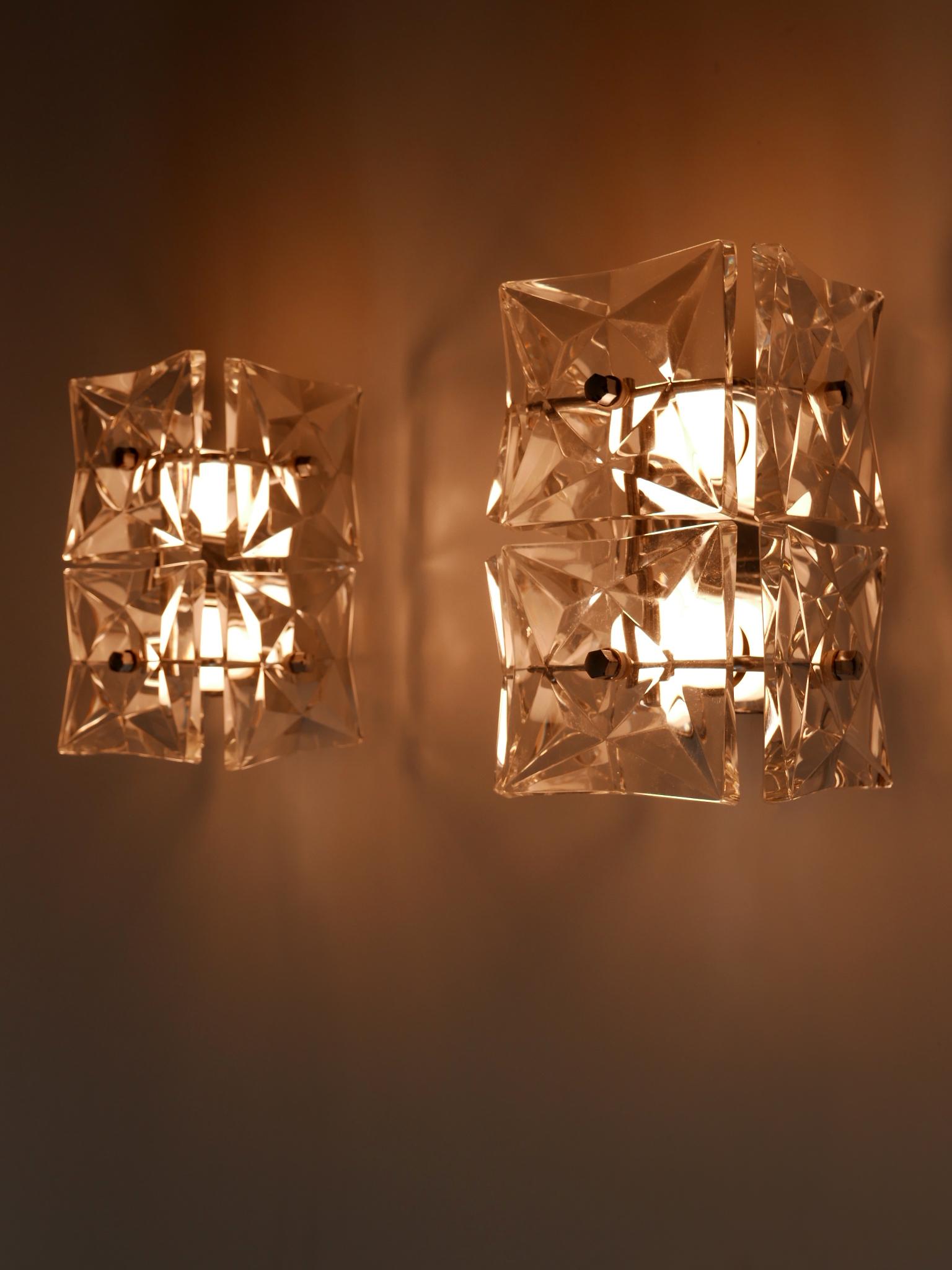 Set of Two Mid-Century Modern Kinkeldey Crystal Glass Sconces or Wall Lamps For Sale 3