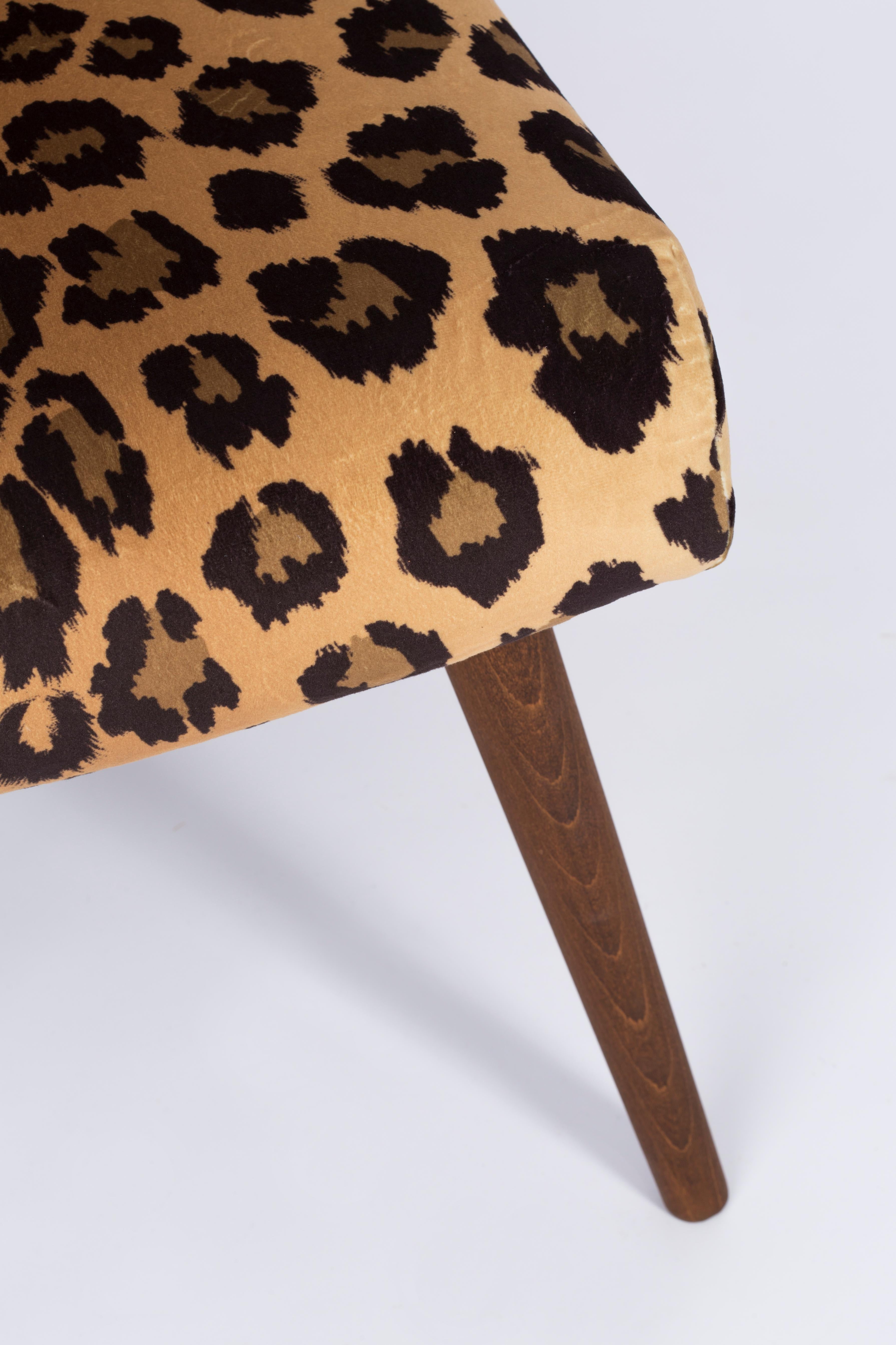 Set of Two Mid-Century Modern Leopard Print Chairs, 1960s, Germany In Excellent Condition For Sale In 05-080 Hornowek, PL