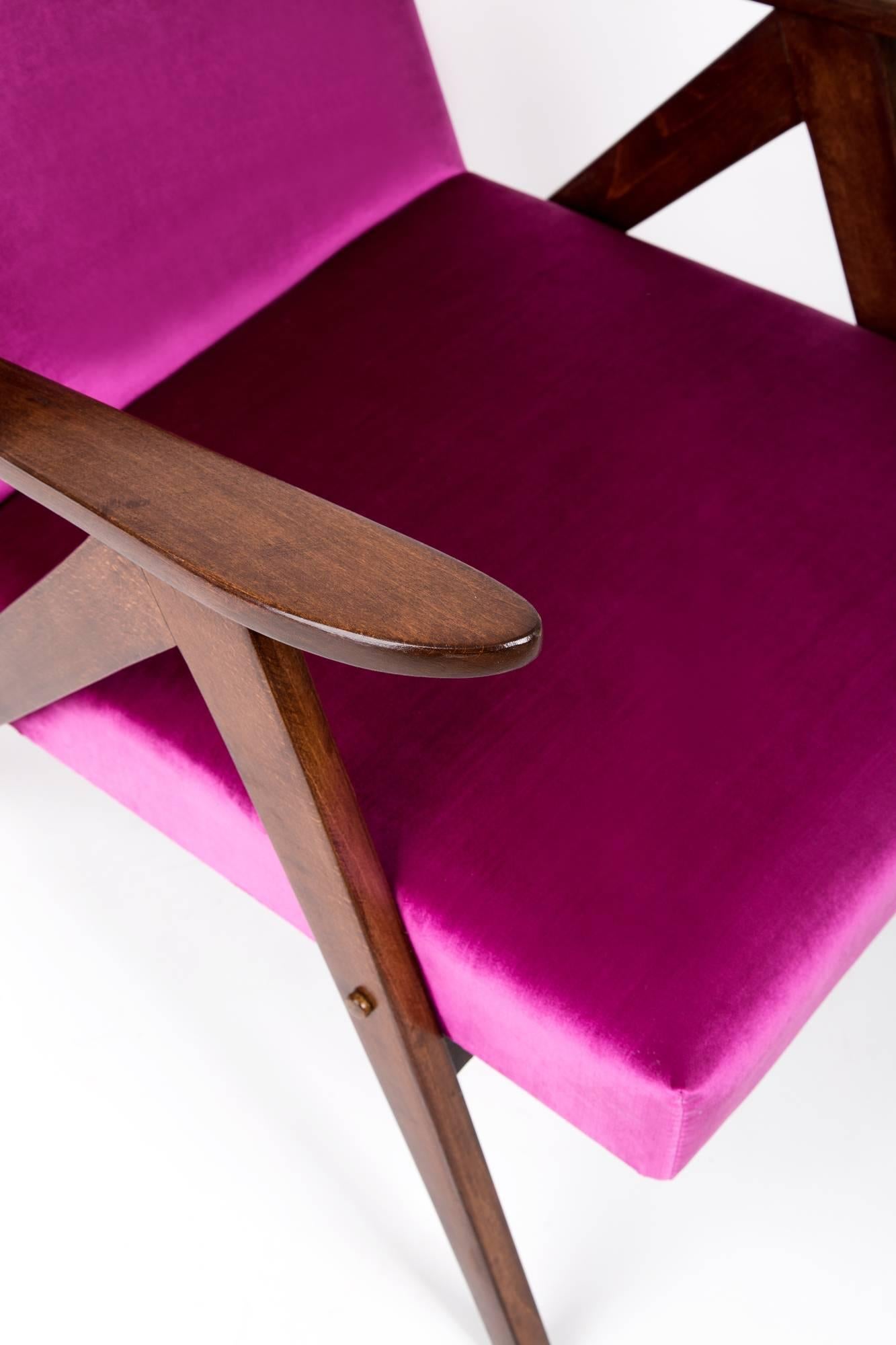 20th Century Set of Two Mid-Century Modern Magenta Pink Armchairs, 1960s, Poland For Sale
