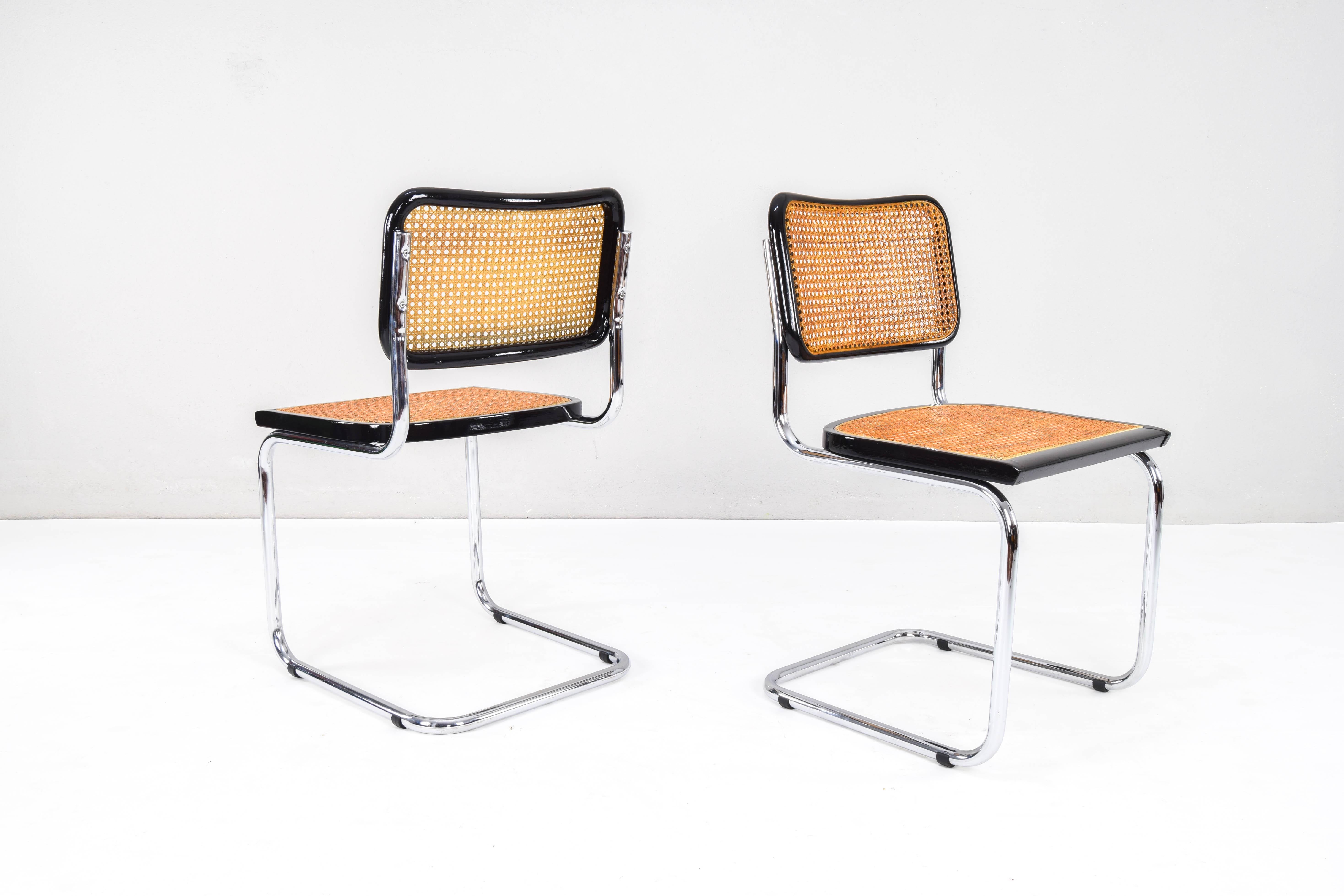 Italian Set of Two Mid-Century Modern Marcel Breuer B32 Cesca Chair, Italy 1970s