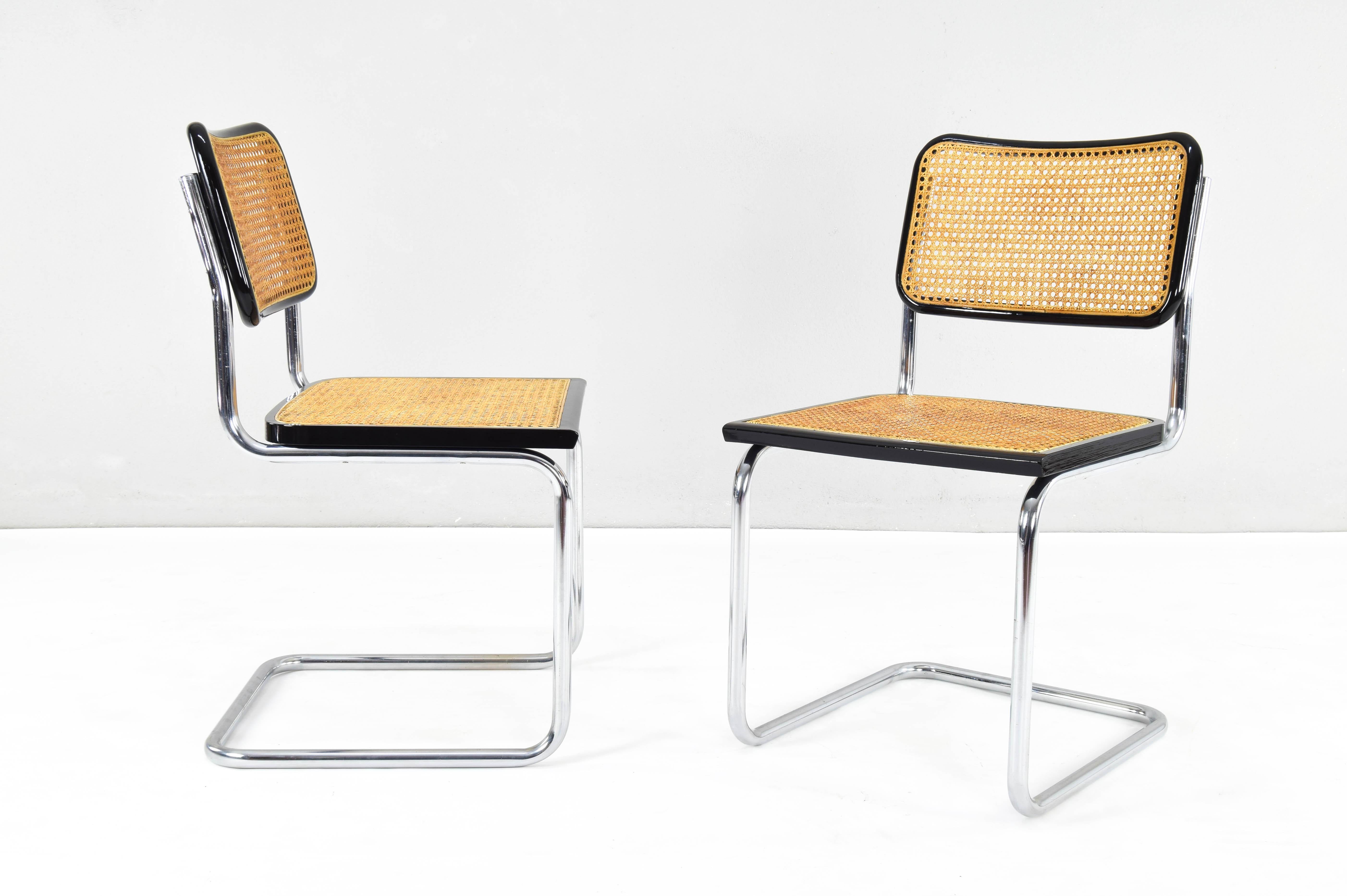 Set of Two Mid-Century Modern Marcel Breuer B32 Cesca Chairs, Italy 1970s In Good Condition In Escalona, Toledo