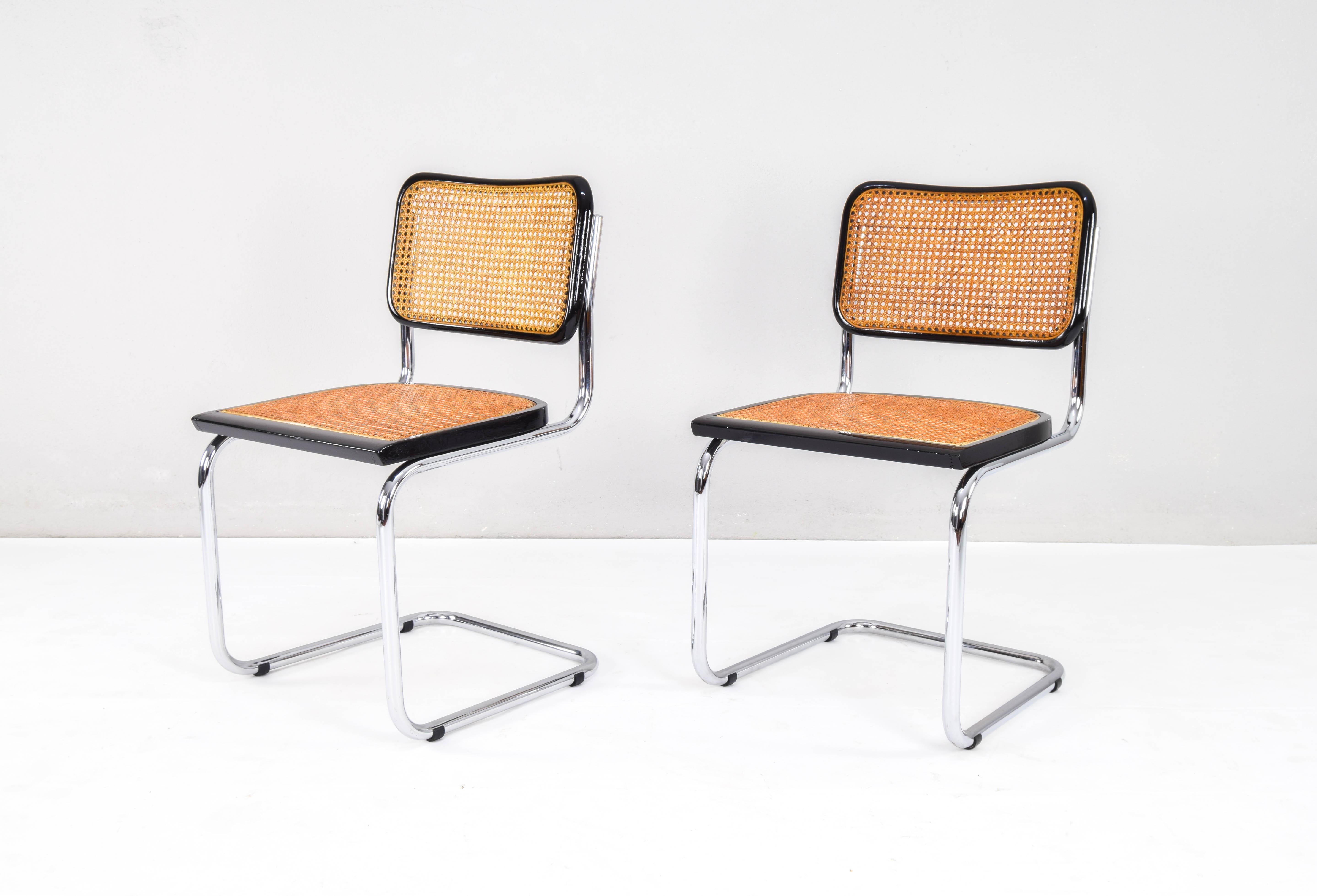 Steel Set of Two Mid-Century Modern Marcel Breuer B32 Cesca Chair, Italy 1970s