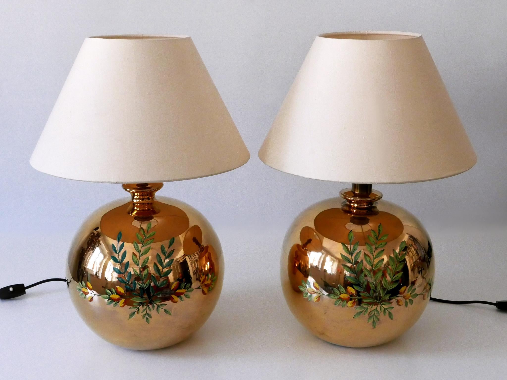 Laiton Ensemble de deux lampes d'appoint en laiton massif, Modernity, Arte Lumen, 1970 en vente