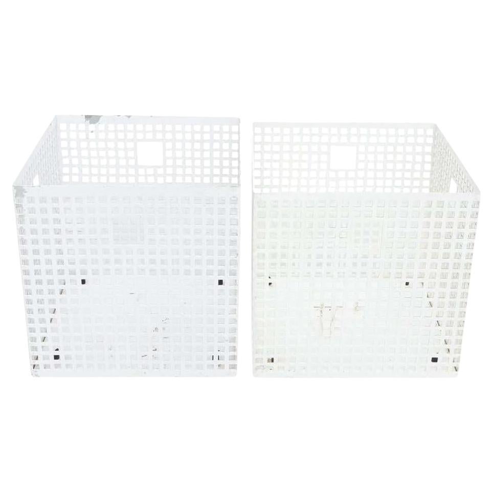Set of Two Mid-Century Modern Metal Planters, Hoffmann, Finland, 1960 For Sale