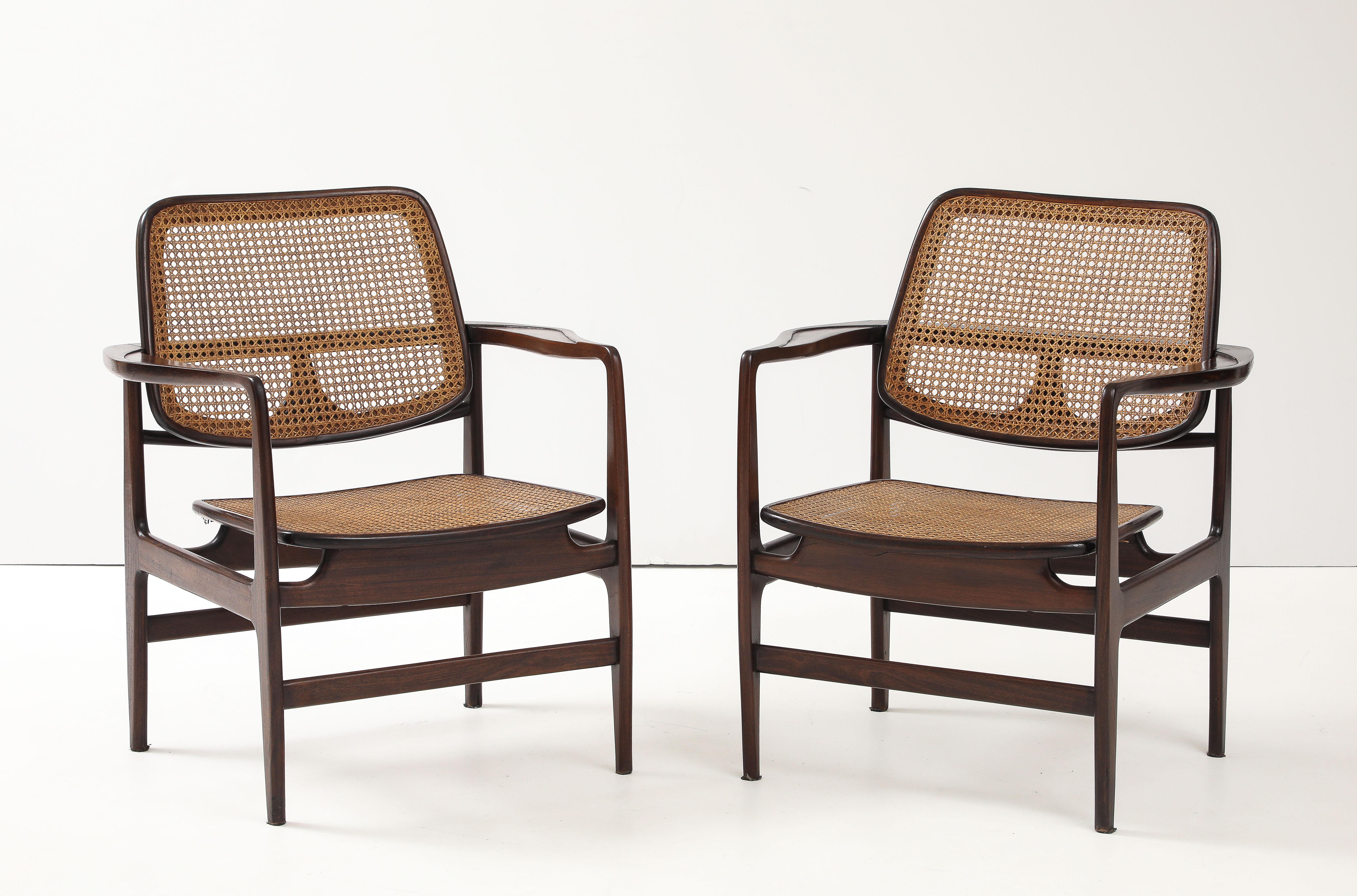 Set di due poltrone Oscar di Sergio Rodrigues, Brasile, 1956 in vendita 1