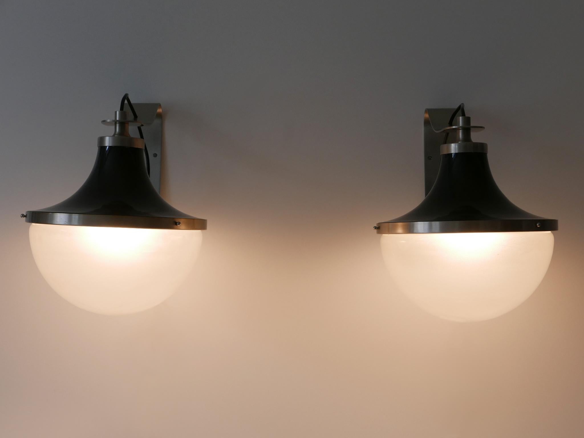 Italian Set of Two Mid-Century Modern Sconces 'Pi' by Sergio Mazza for Artemide 1960s For Sale