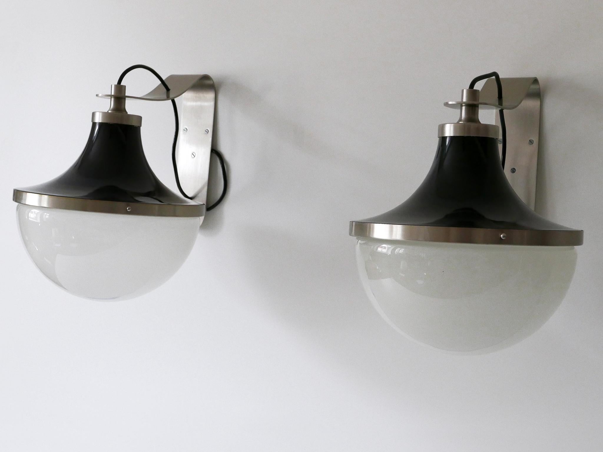 Brass Set of Two Mid-Century Modern Sconces 'Pi' by Sergio Mazza for Artemide 1960s For Sale