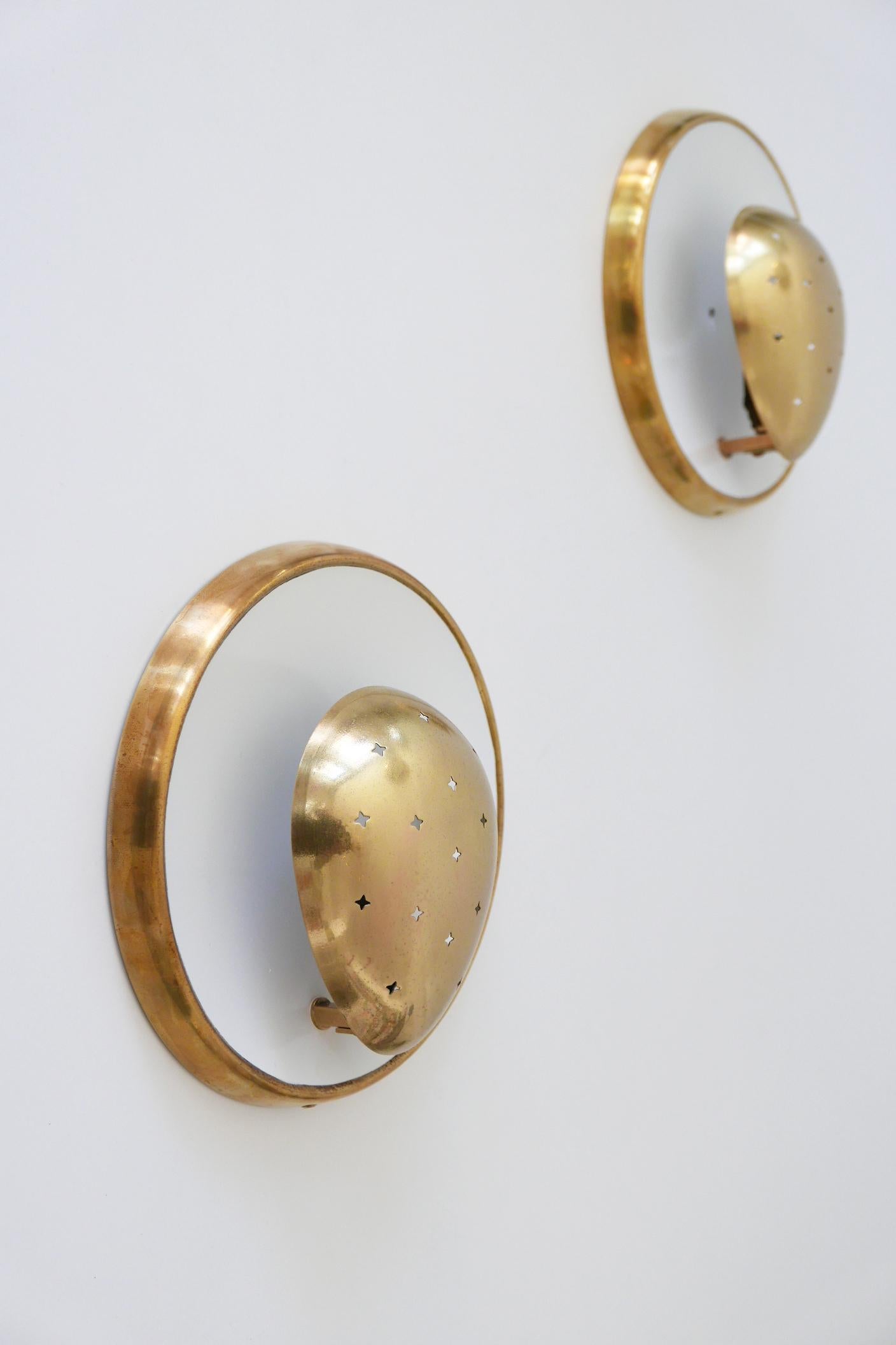 Mid-20th Century Set of Two Mid-Century Modern Sputnik Brass Wall Lamps or Sconces, 1950s, France