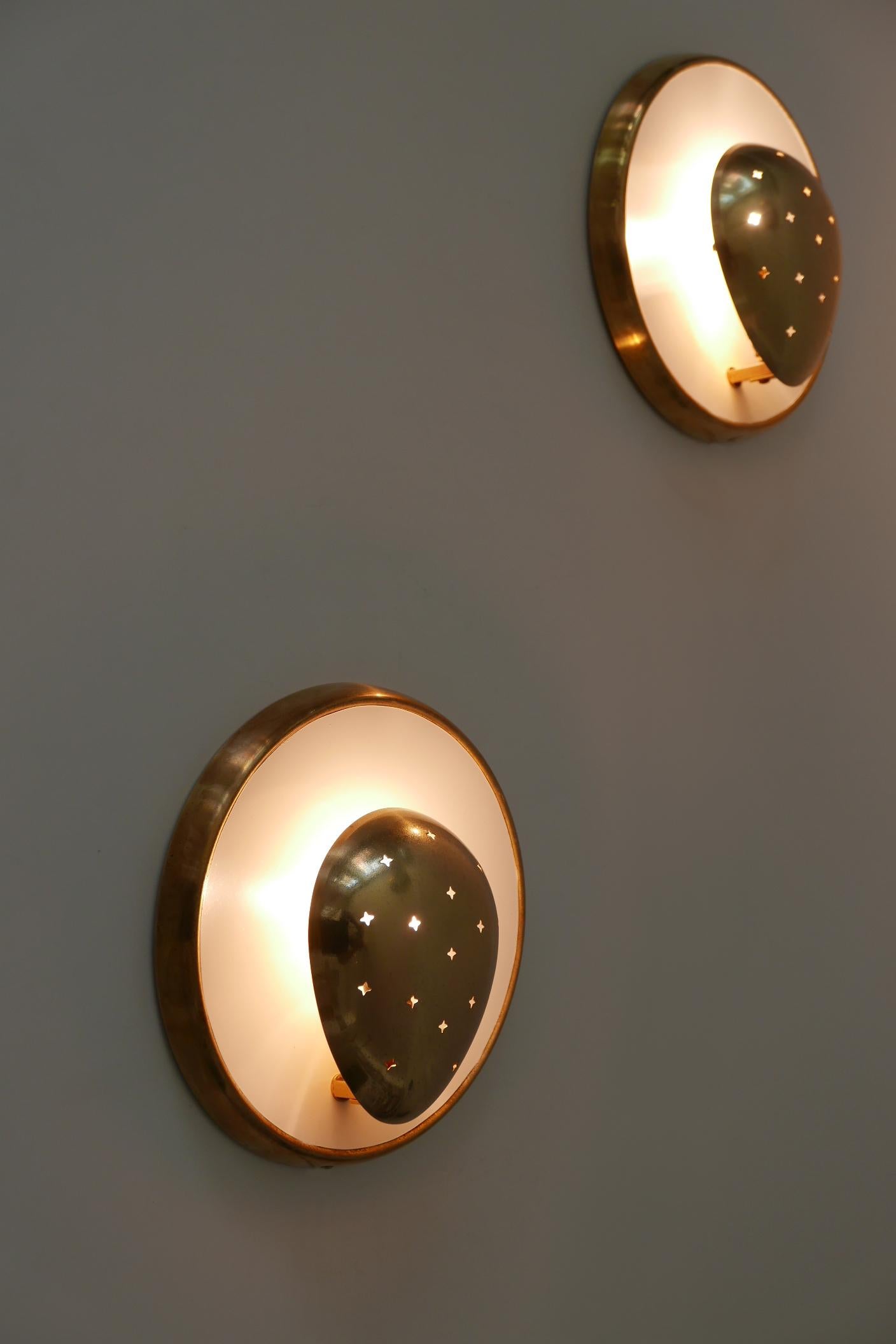 Set of Two Mid-Century Modern Sputnik Brass Wall Lamps or Sconces, 1950s, France 1