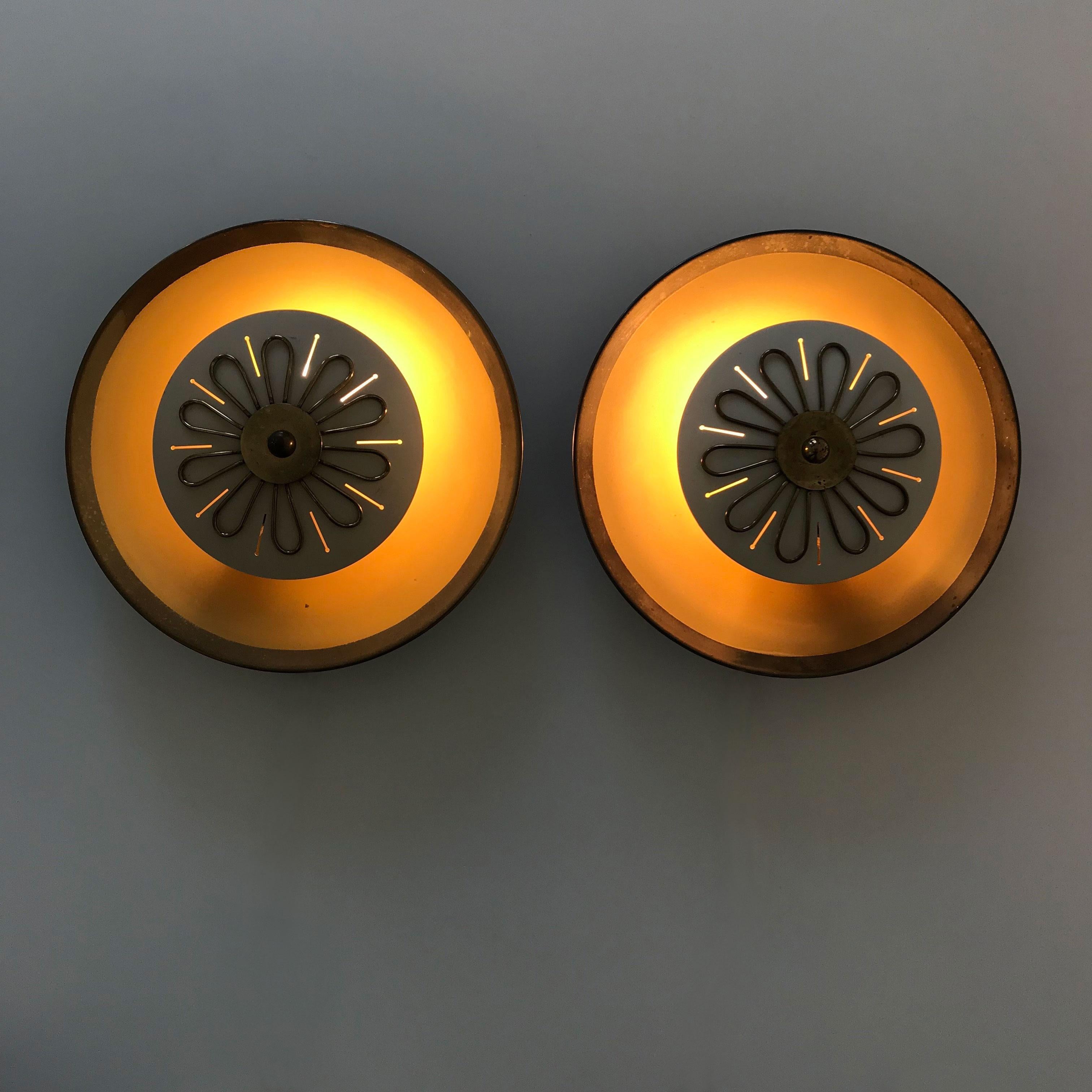 Set of Two Mid-Century Modern Wall Lamps or Flush Mounts by Wila, 1950s, Germany For Sale 3