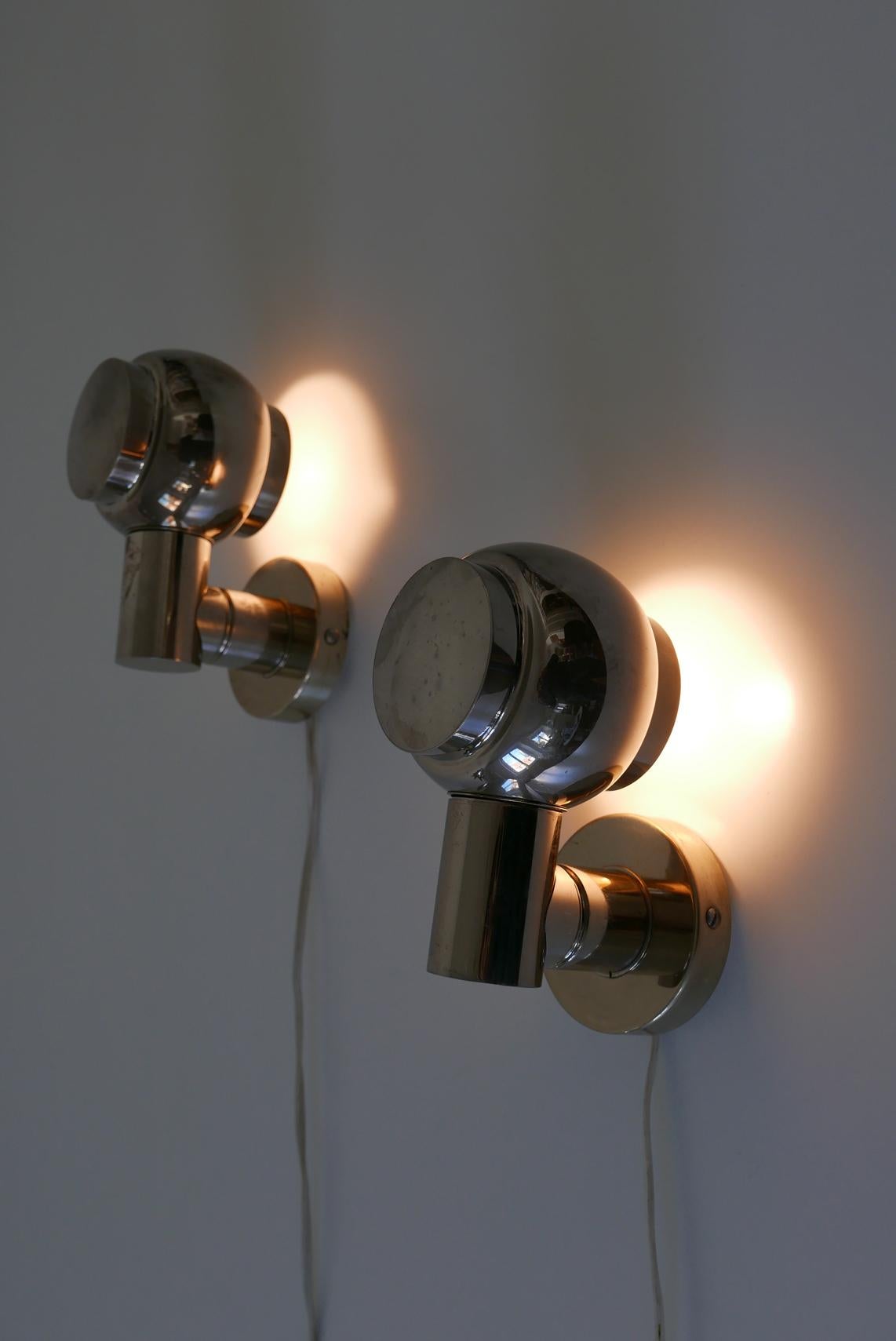 Set of Two Mid-Century Modern Wall Lamps or Sconces, 1960s, Germany For Sale 1