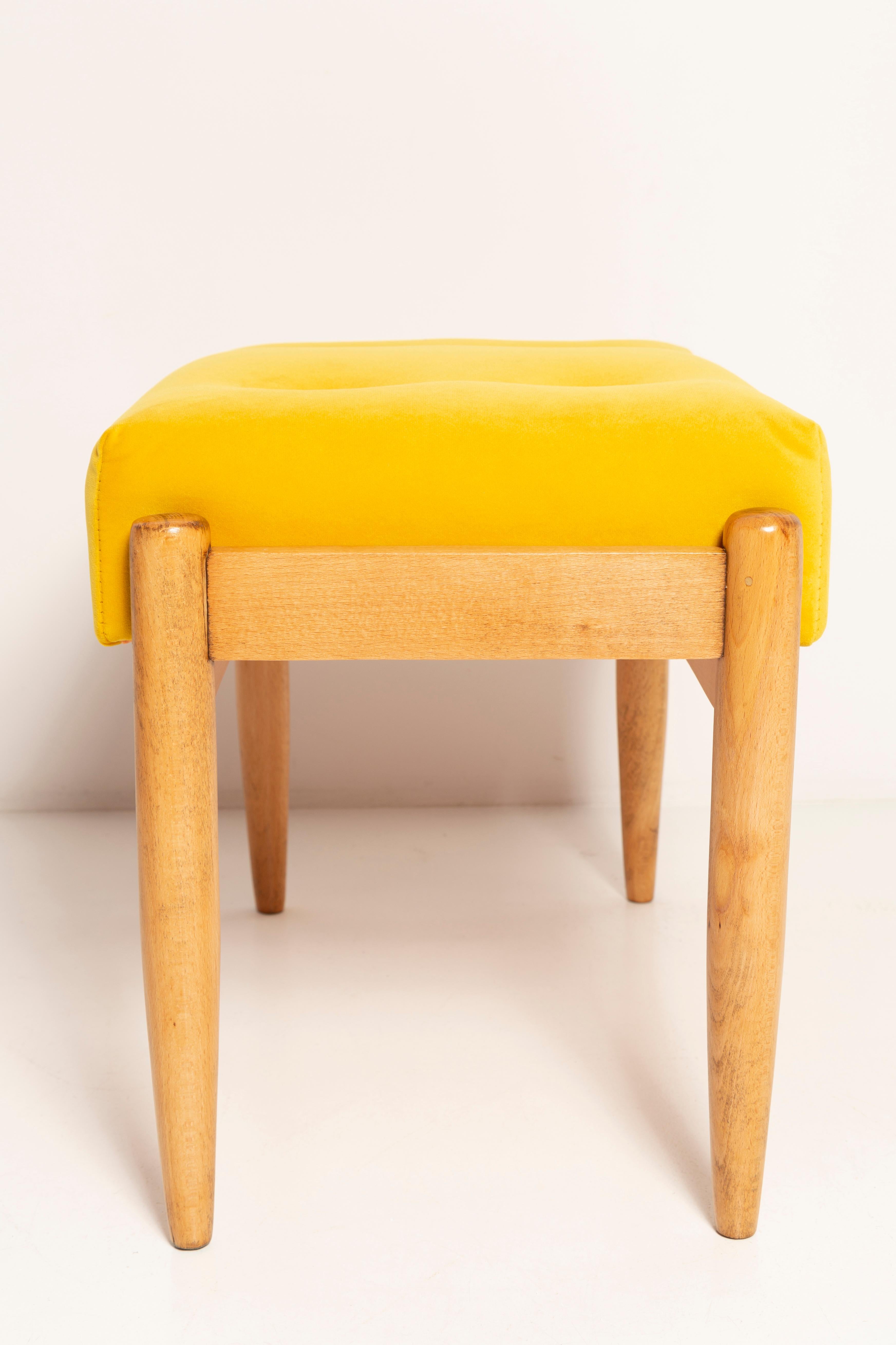 20th Century Set of Two Mid Century Mustard Yellow Vintage Stools, Edmund Homa, 1960s For Sale
