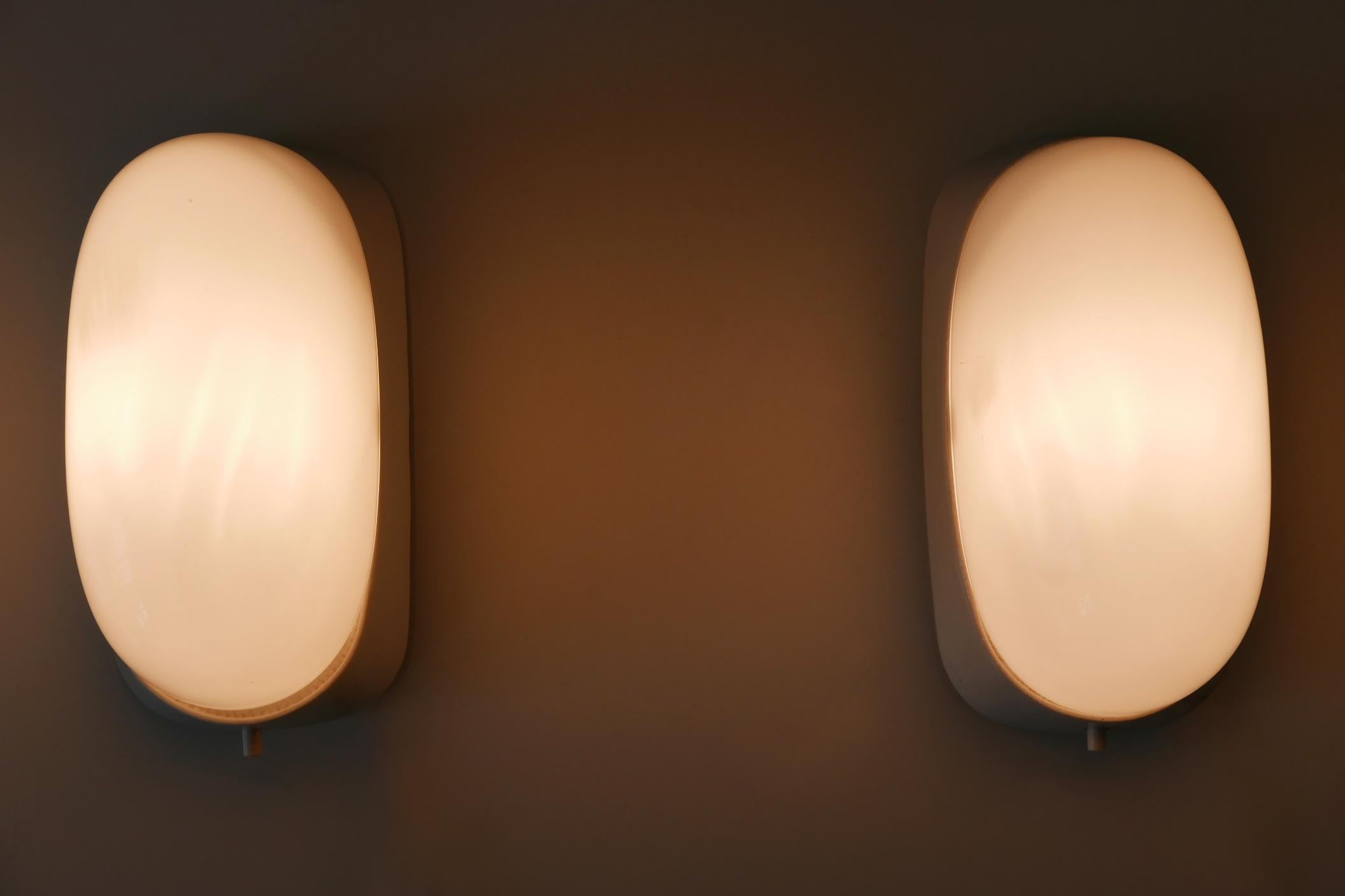 Set of Two Mid Century Sconces by Wilhelm Wagenfeld for Lindner Germany 1950s For Sale 8
