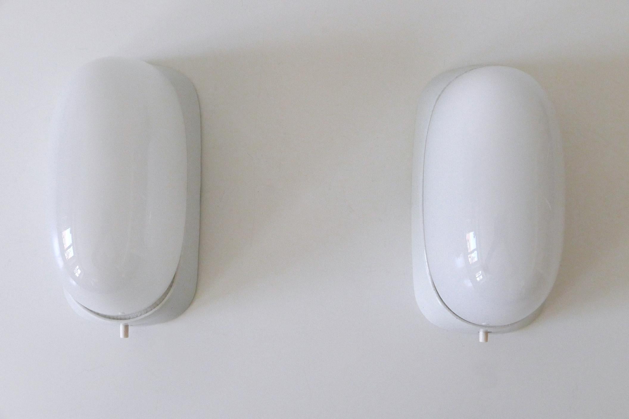 Set of Two Mid Century Sconces by Wilhelm Wagenfeld for Lindner Germany 1950s For Sale 9