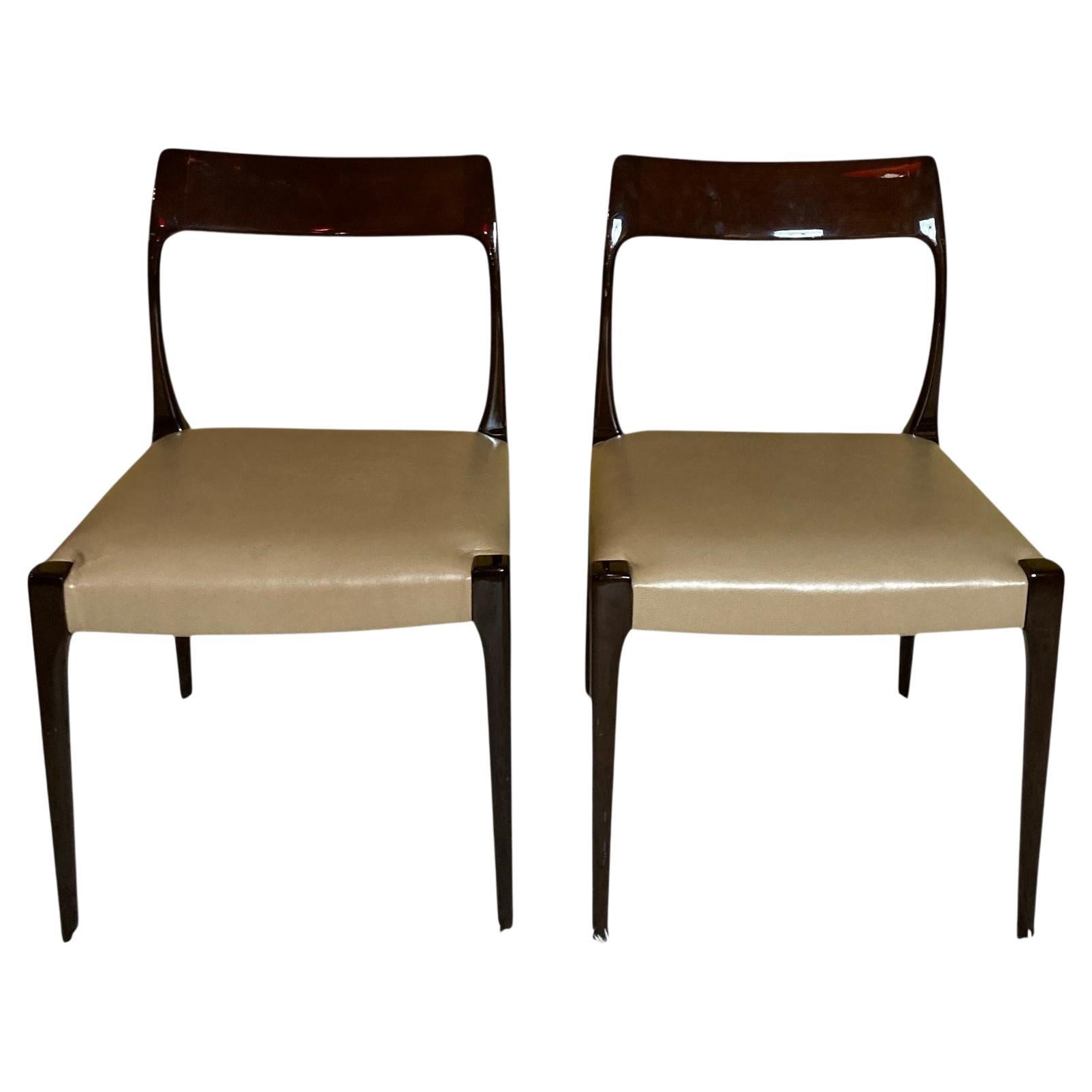 Juego de Dos Sillas de Comedor Laskasa Karen Laqueadas Estilo Mediano Siglo en venta