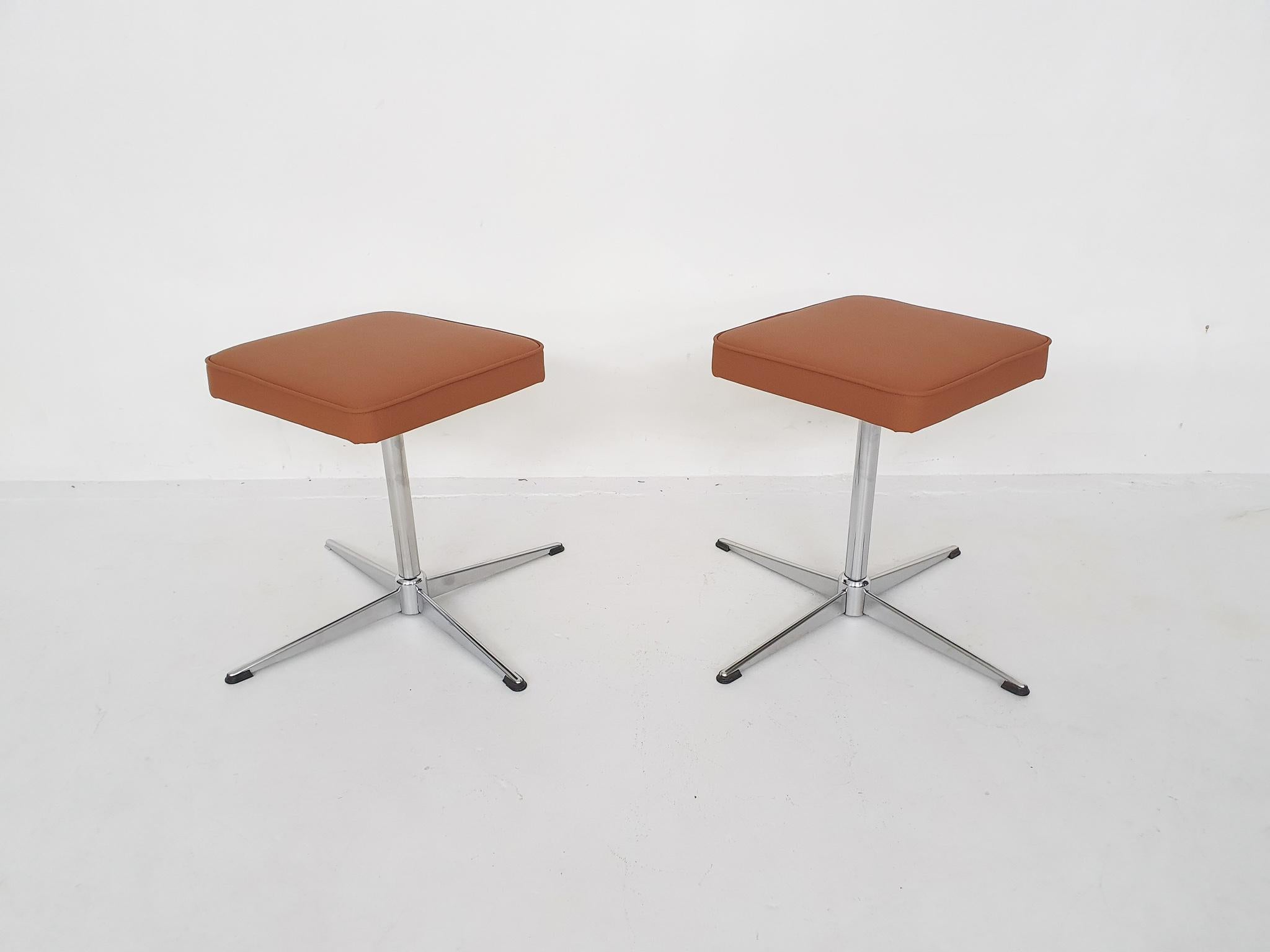 Mid-Century Modern Set of Two Mid-Century Swivel Stools, Attrb. Brabantia, the Netherlands For Sale