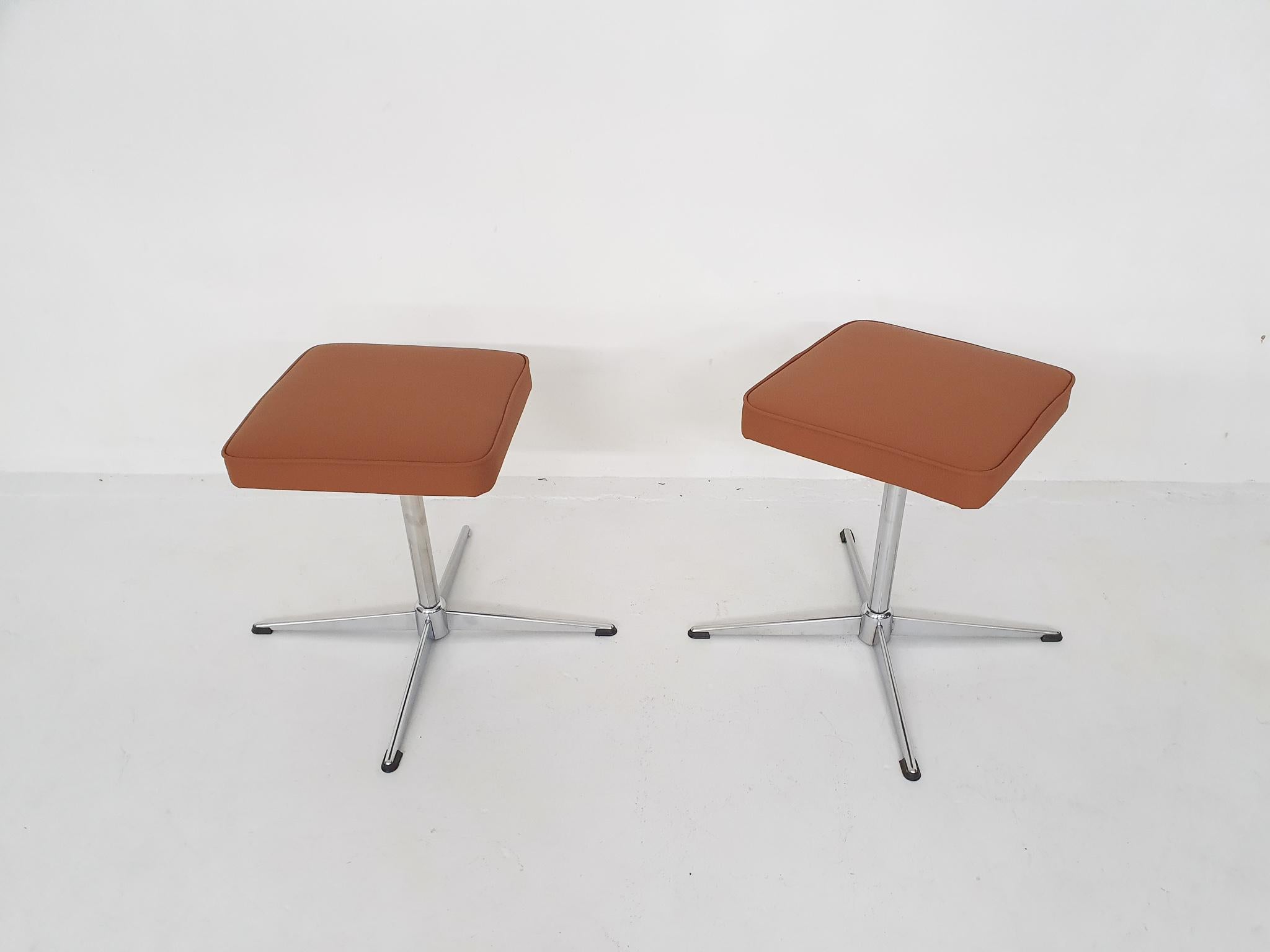 Dutch Set of Two Mid-Century Swivel Stools, Attrb. Brabantia, the Netherlands For Sale