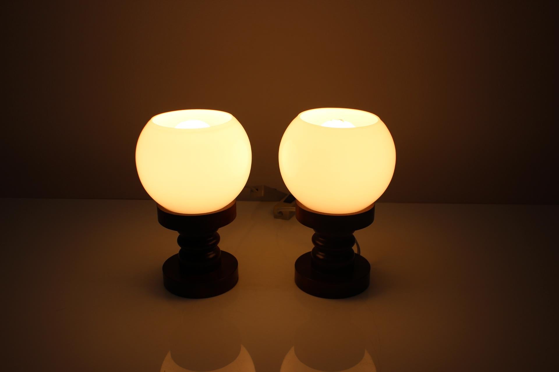 Set of Two Mid-Century Table Lamps / Pokrok Žilina, 1970's In Good Condition In Praha, CZ
