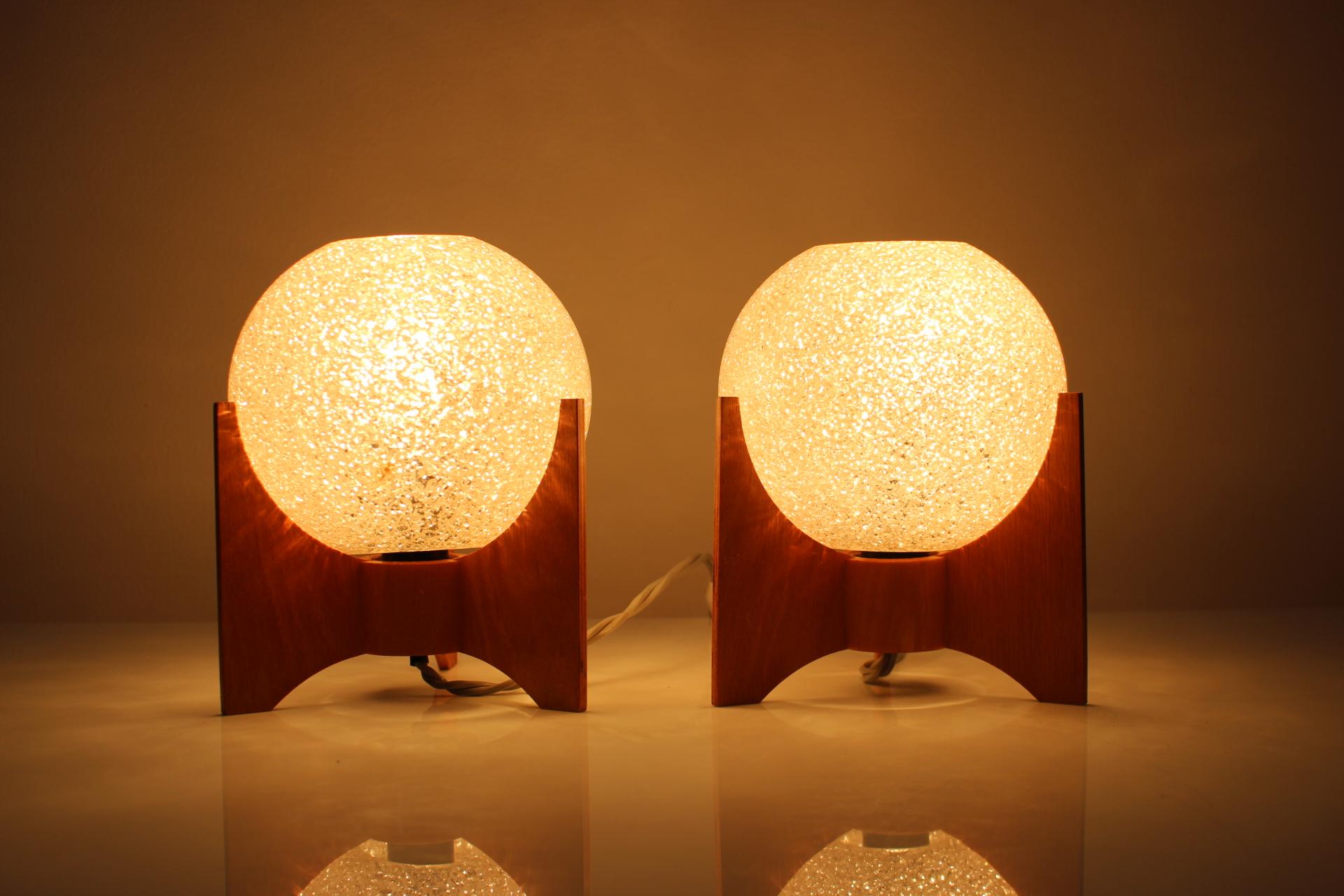 Set of Two Mid-Century Table Lamps / Pokrok Žilina, 1970's For Sale 1